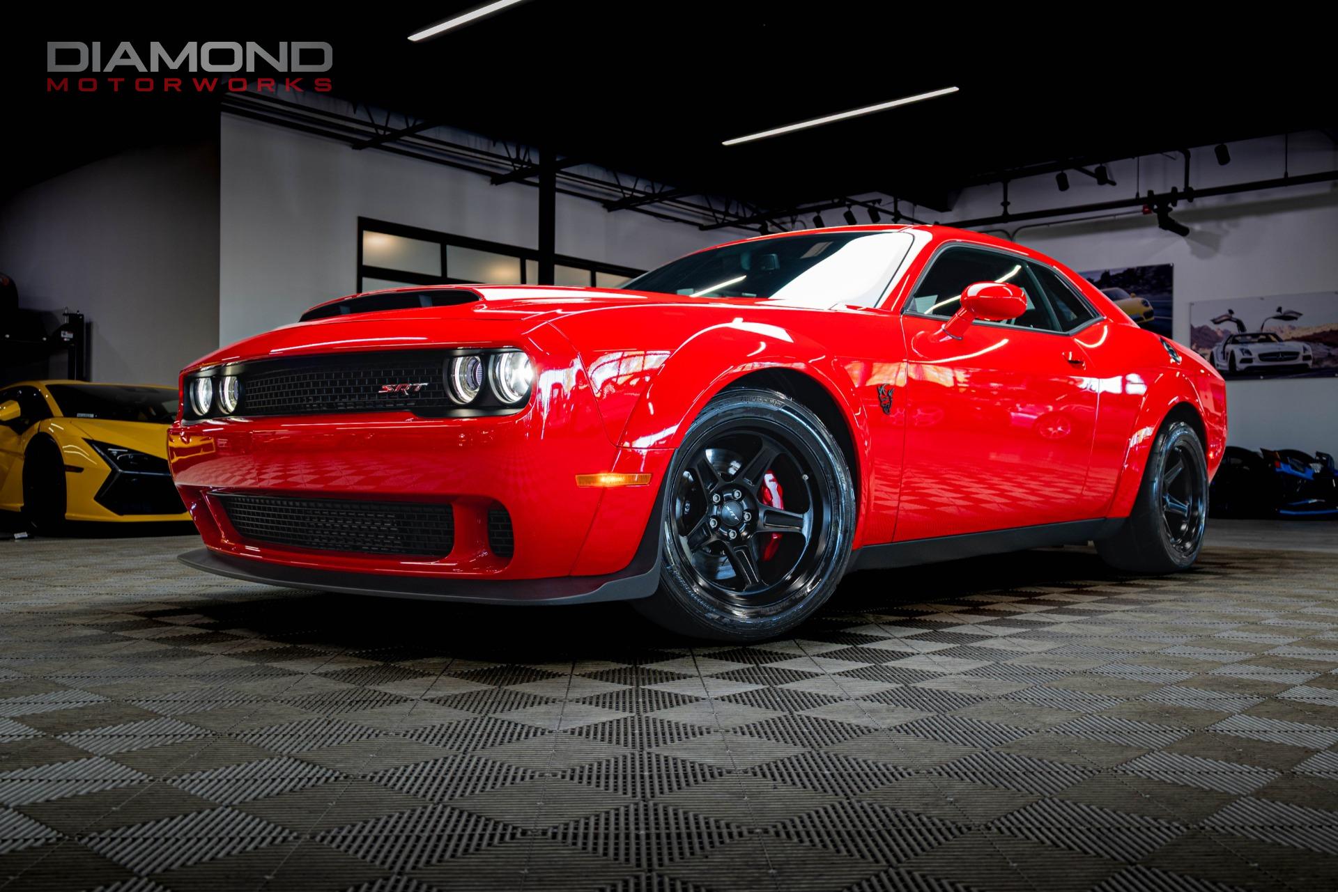 TorRed Clear Coat 2018 Dodge Challenger Coupe Rear-Wheel Drive 8-Speed Automatic