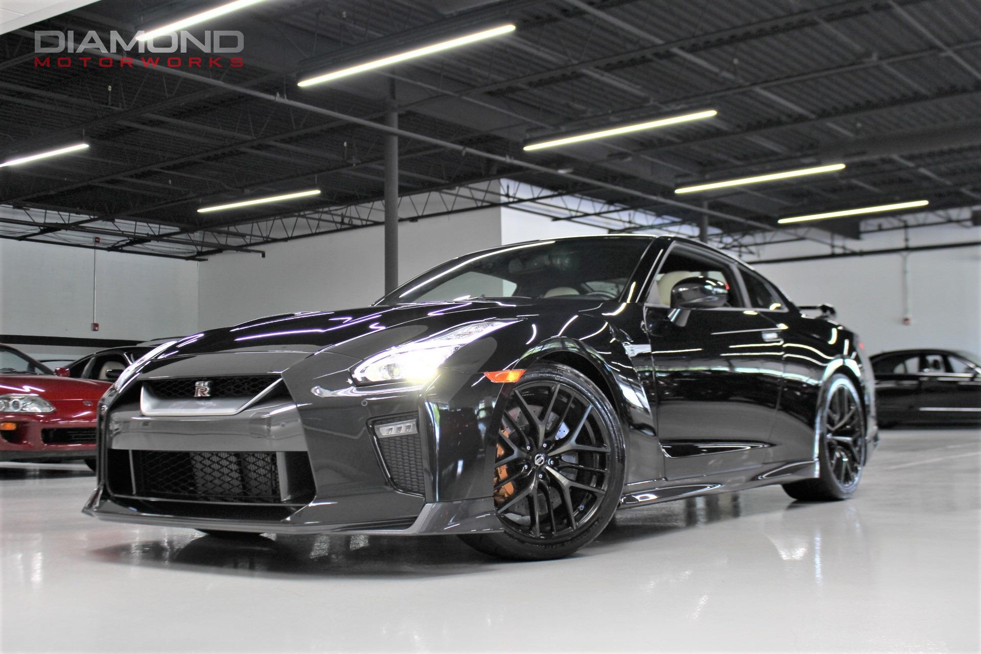 Used 2017 Nissan GT-R Premium | Lisle, IL