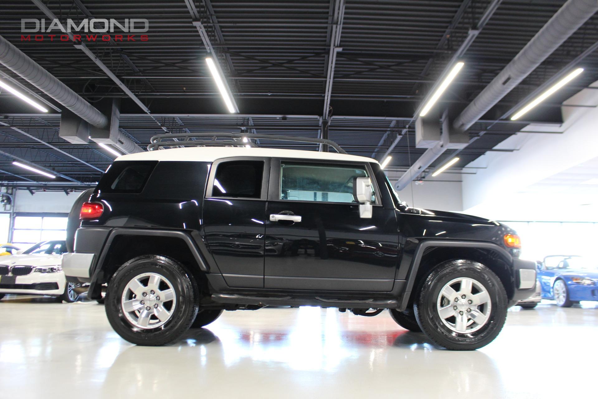 TOYOTA FJ CRUISER 1/30ツートンブラック TOYOTA FJ CRUISER 1/30ツートンブラック - メルカリ