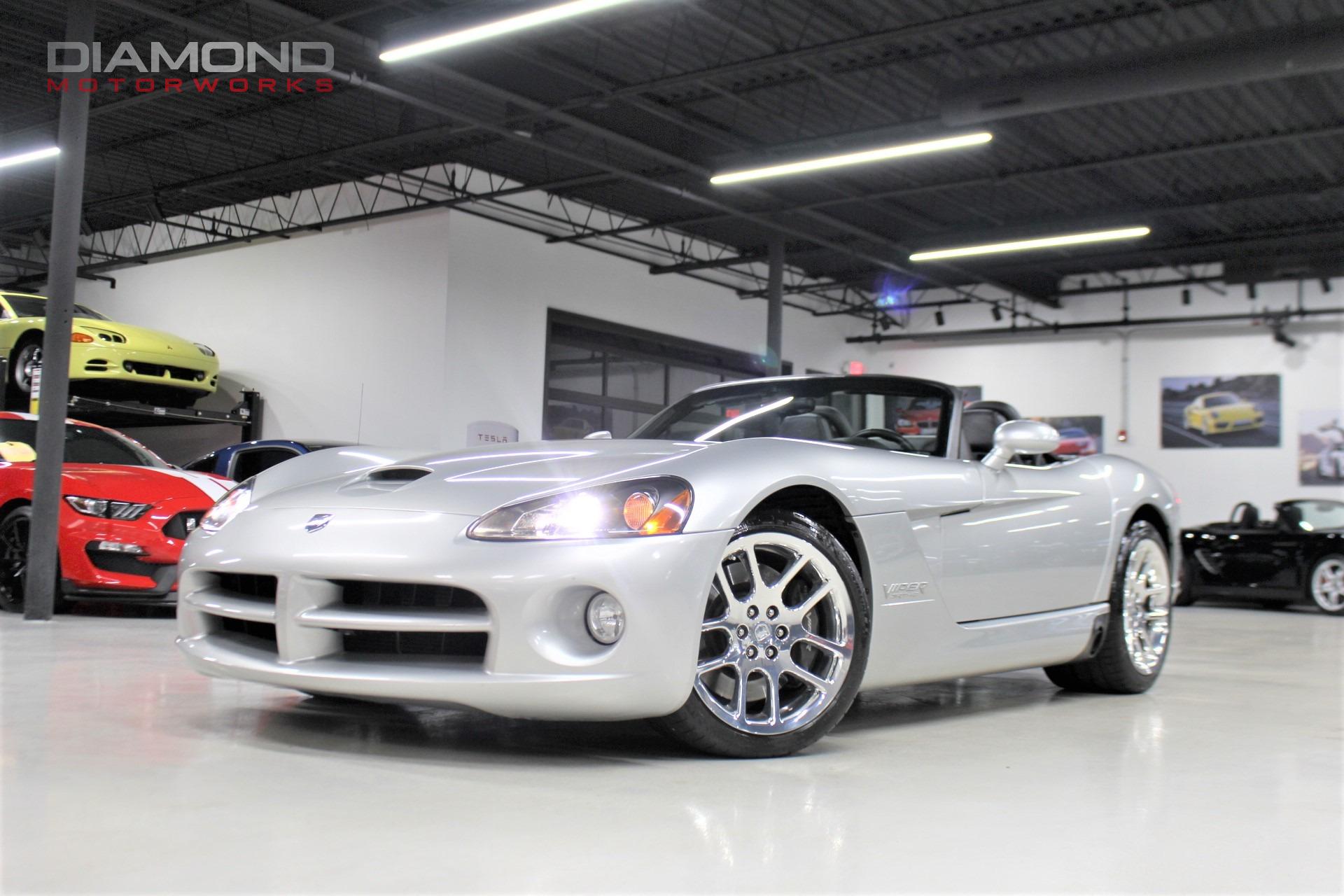 Used-2003-Dodge-Viper-SRT-10-