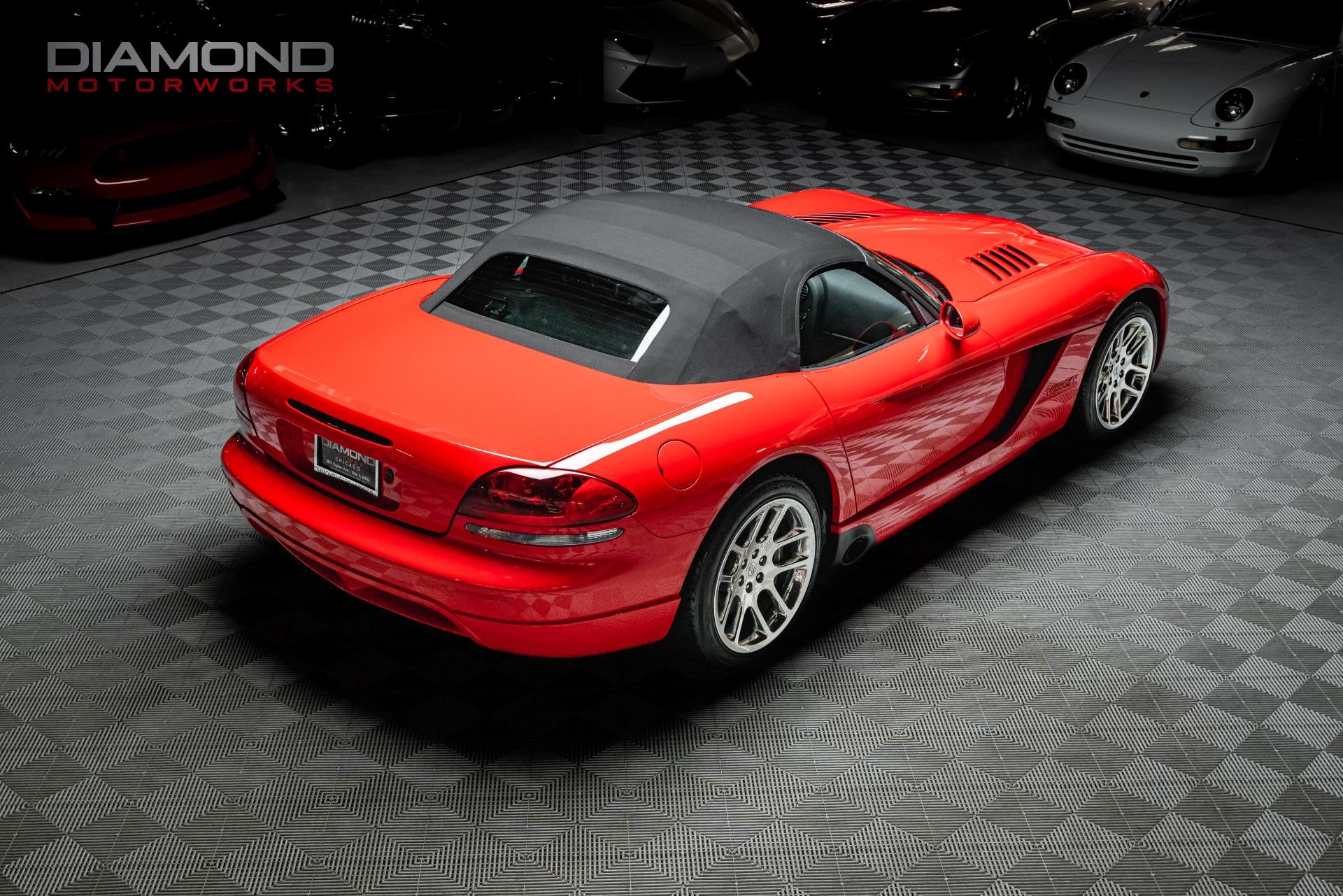 Used-2003-Dodge-Viper-SRT-10