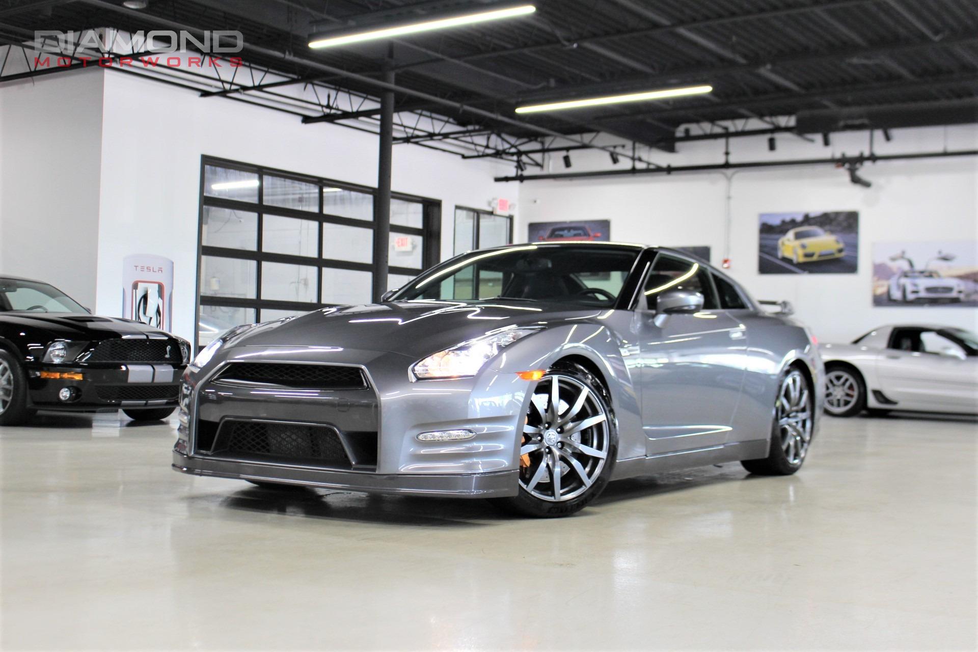 Used 2014 Nissan GT-R Premium | Lisle, IL