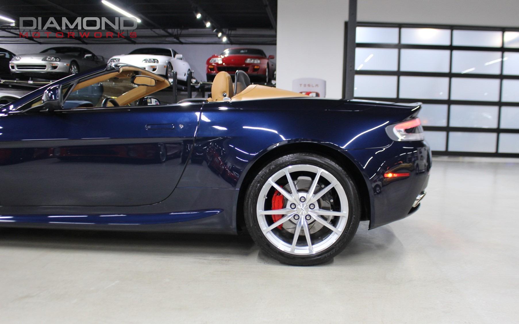 Used-2014-Aston-Martin-V8-Vantage-Roadster