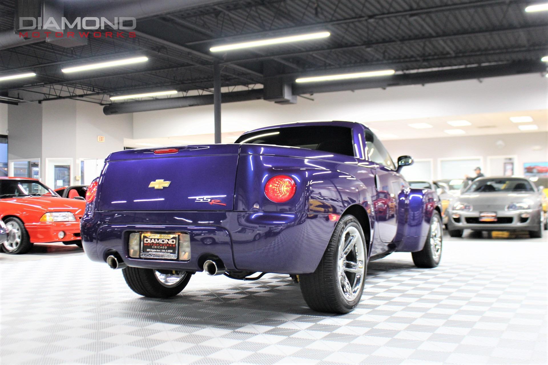 Used-2004-Chevrolet-SSR-LS