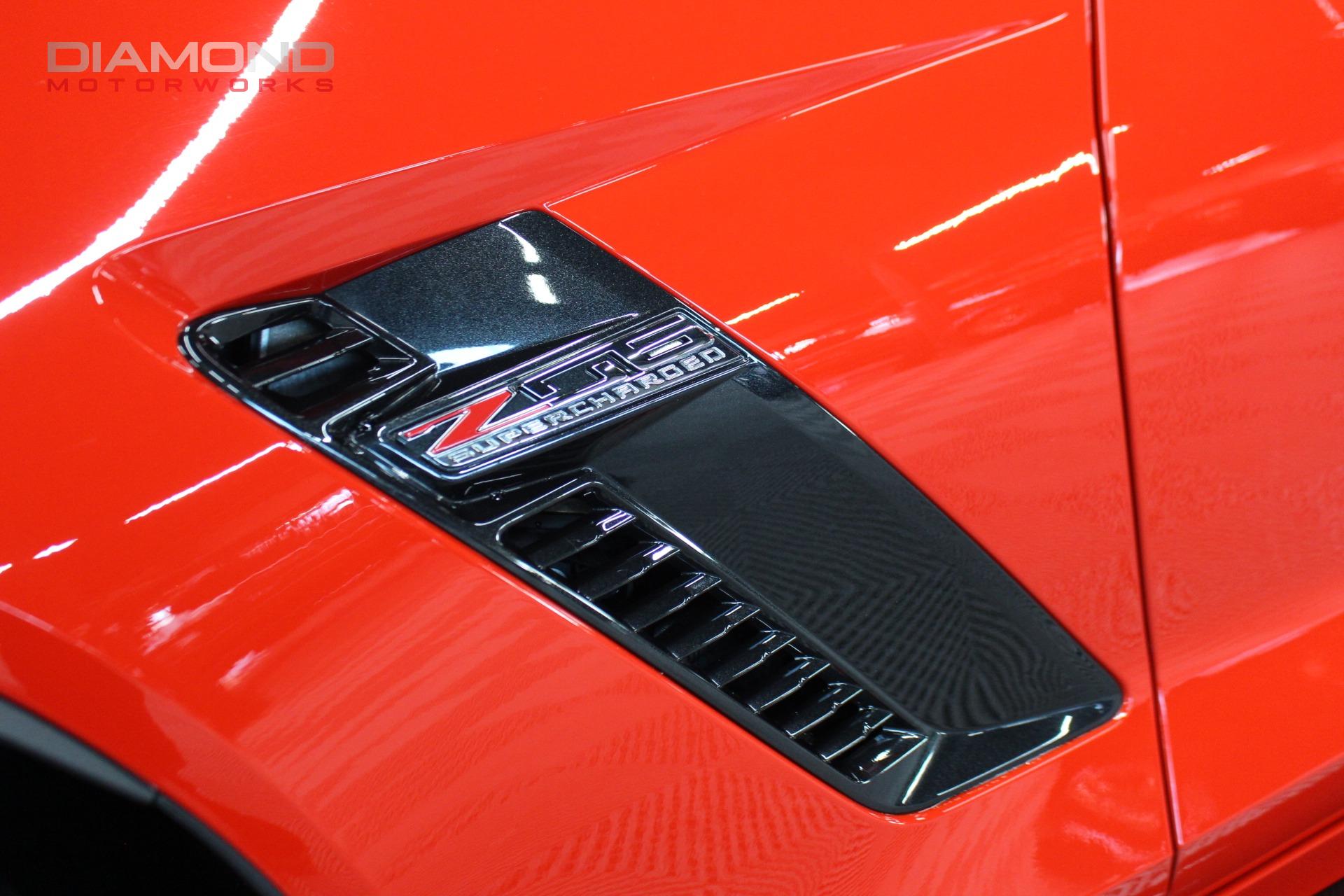 Standard Hood Fender & Mirror Kit | CHEVROLET CORVETTE Z06 C7.R EDITION 2016