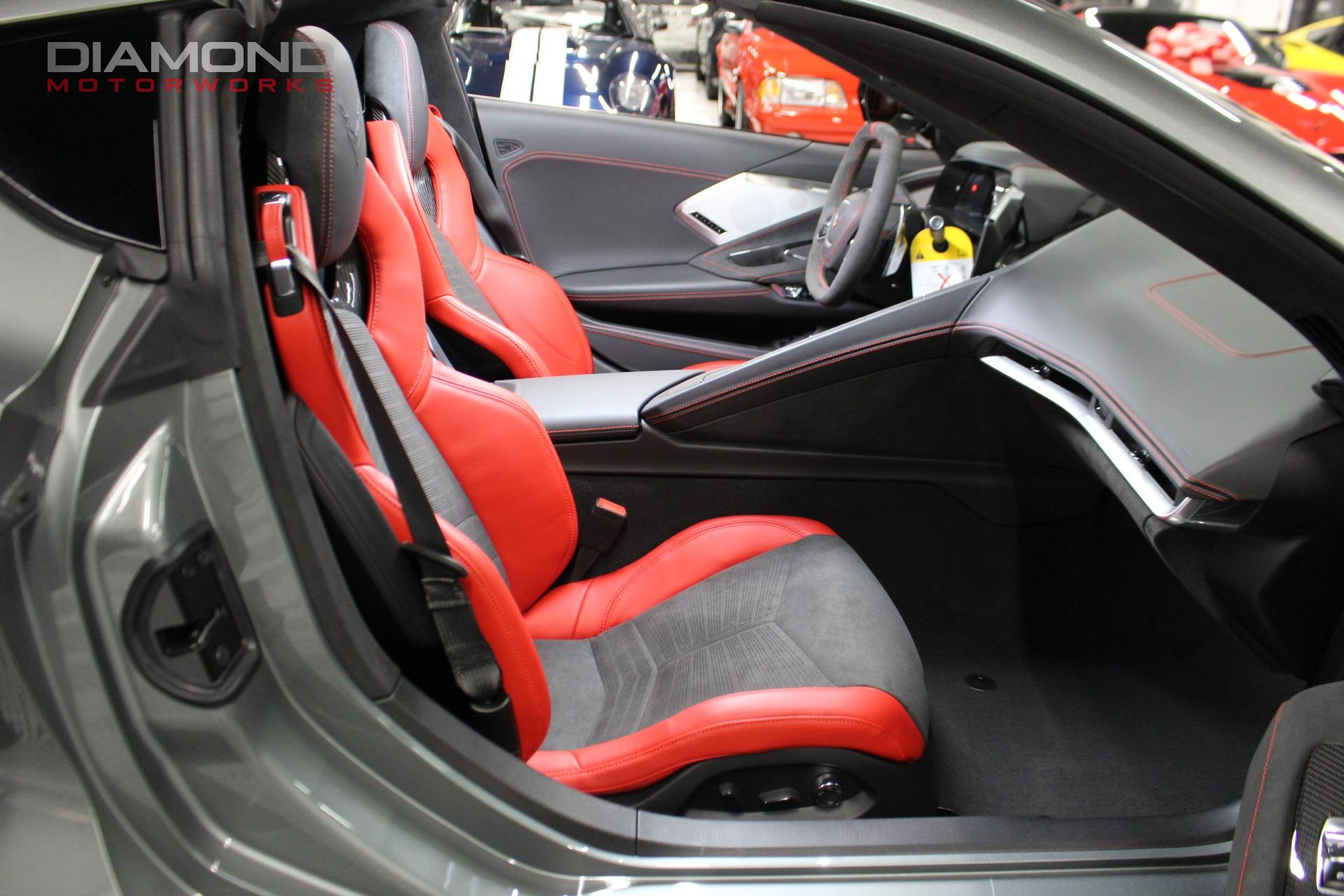 Lloyd Mats Ultimat Chevrolet Corvette C8 Z06 Front Floor Mats (2023
