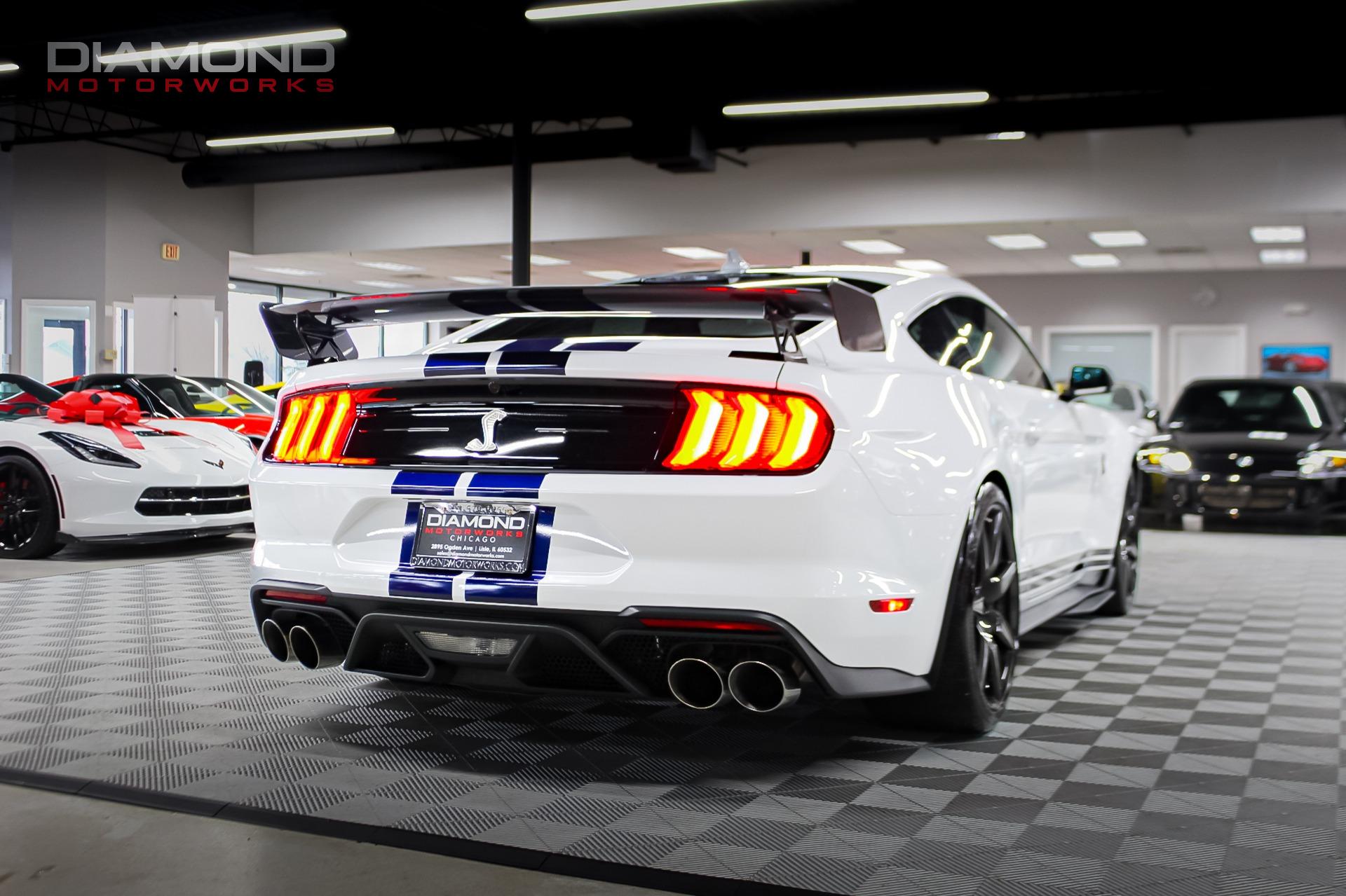 Used-2021-Ford-Mustang-Shelby-GT500-CFTP