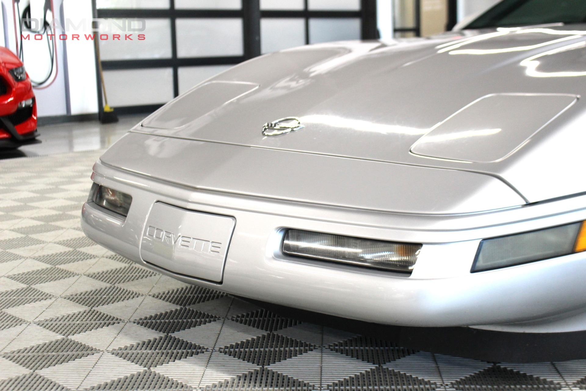 Used-1996-Chevrolet-Corvette-Collectors-Edition