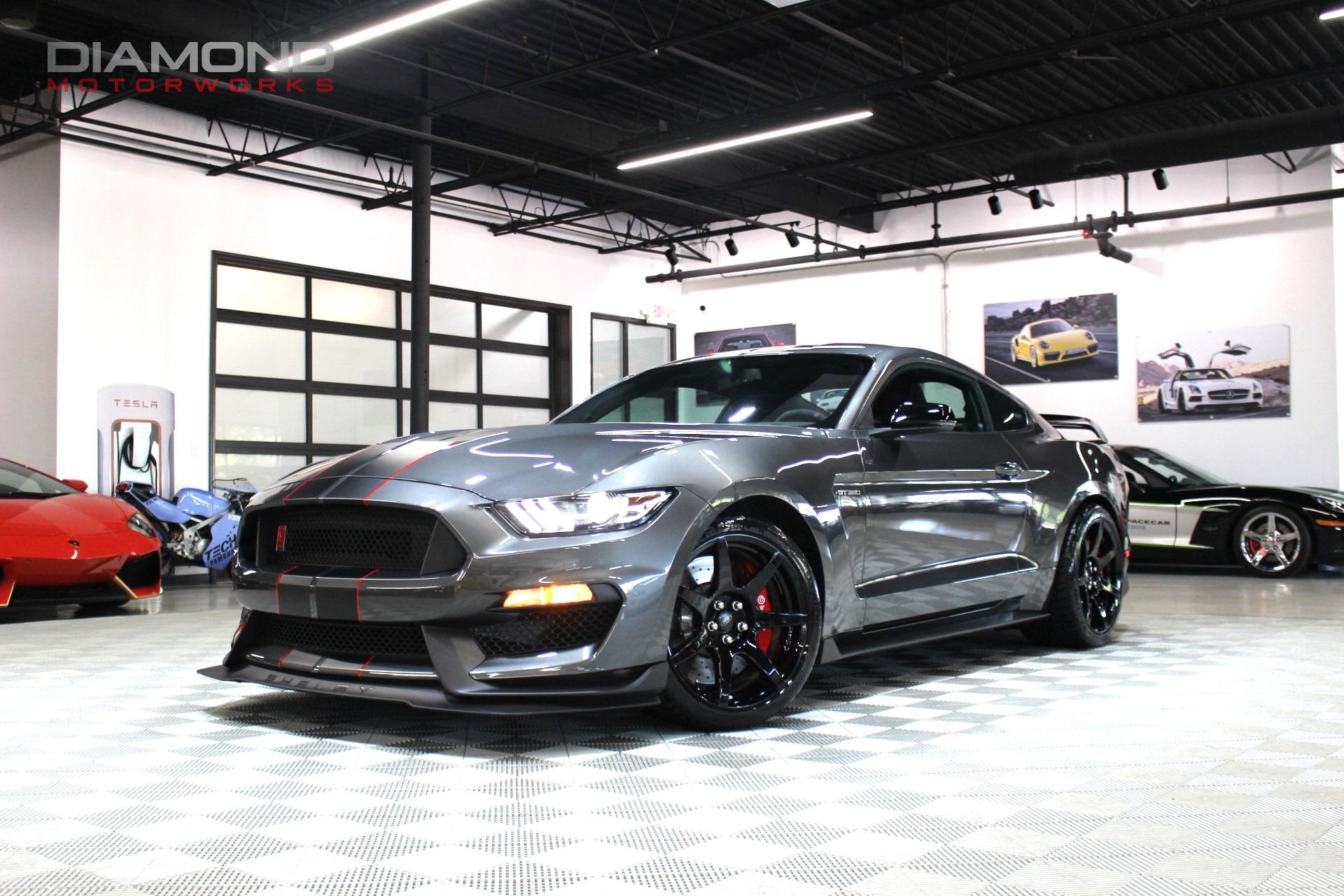 Used 2017 Ford Mustang Shelby GT350R | Lisle, IL