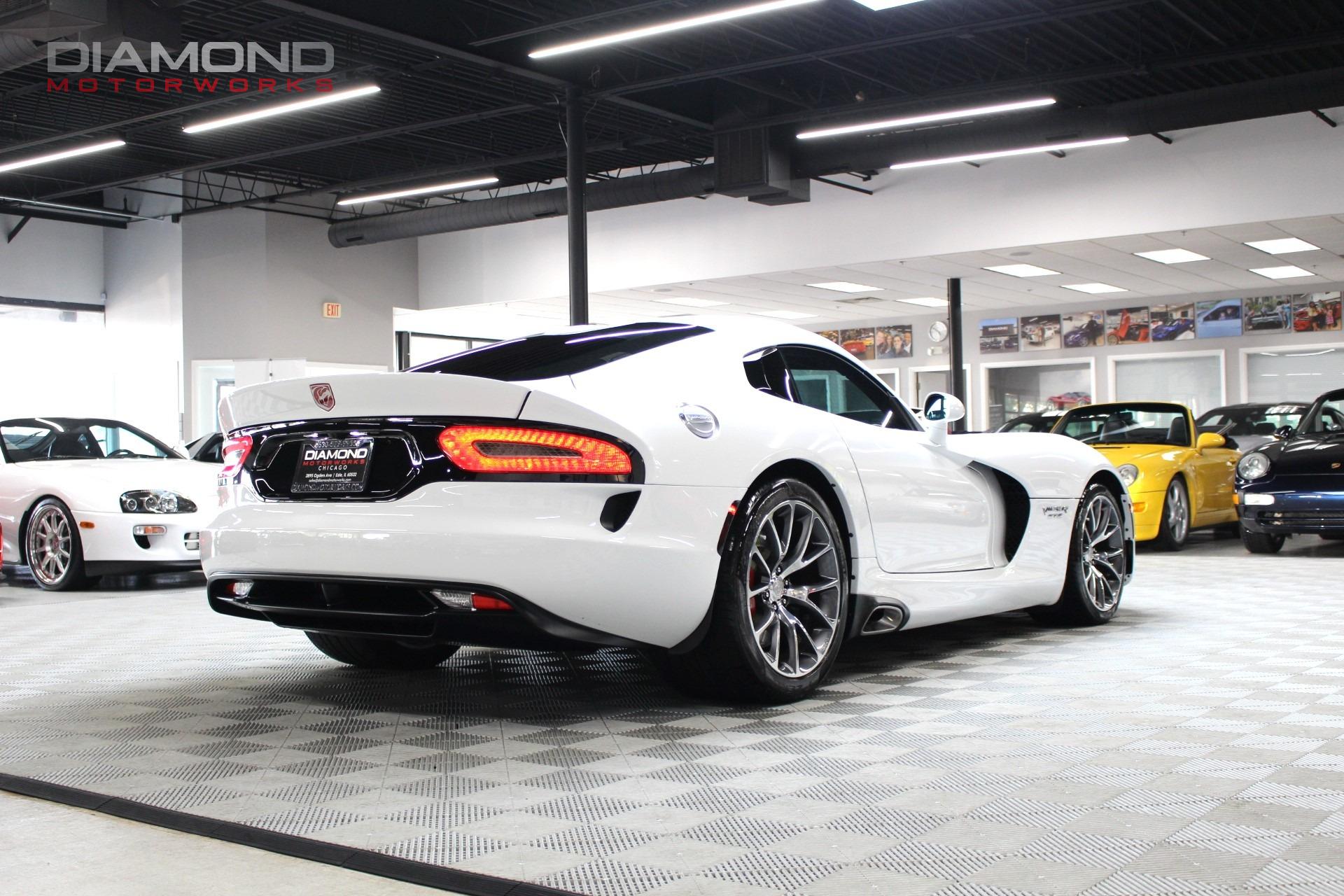 Used-2016-Dodge-Viper-GTS