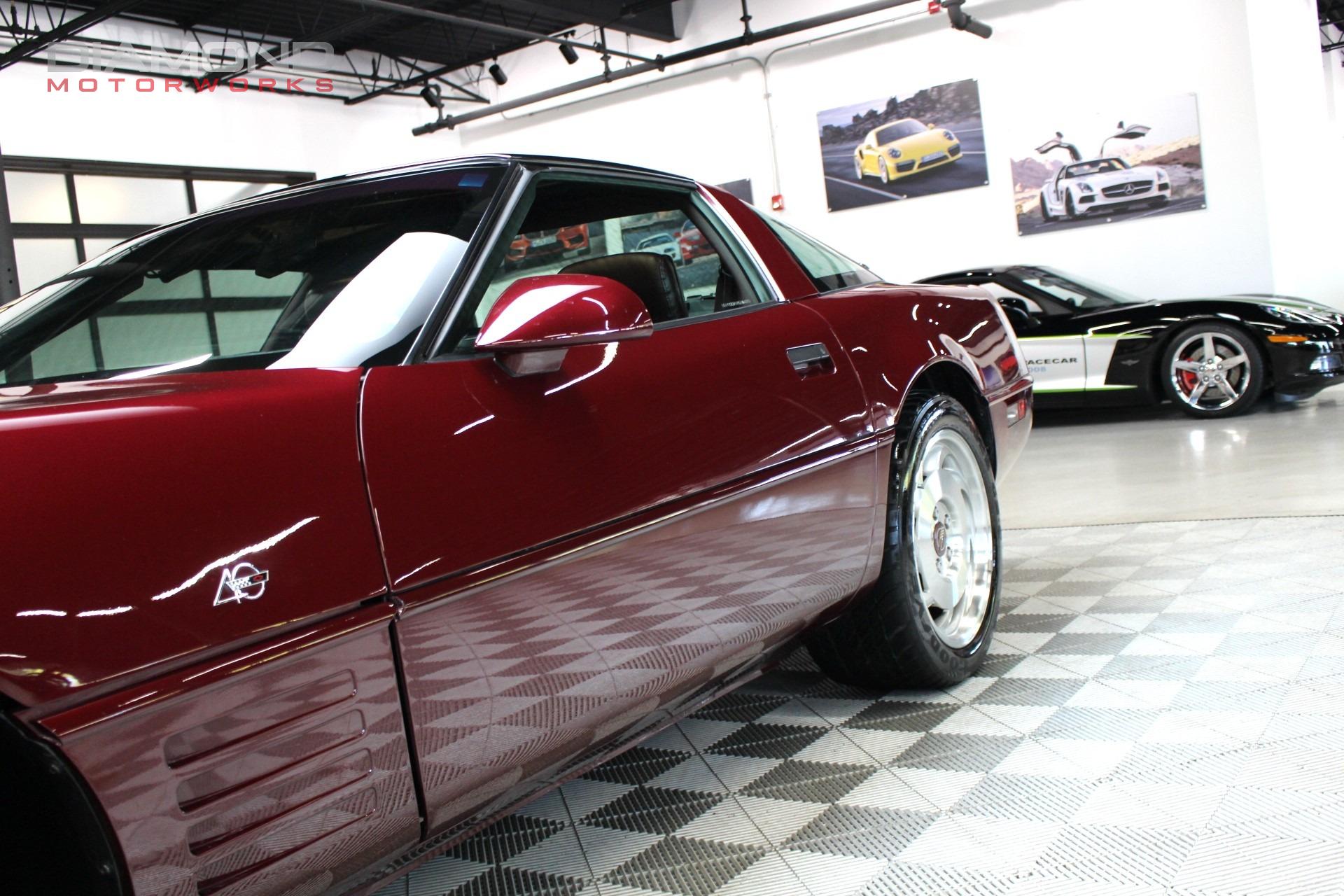 Used-1993-Chevrolet-Corvette-40th-Anniversary