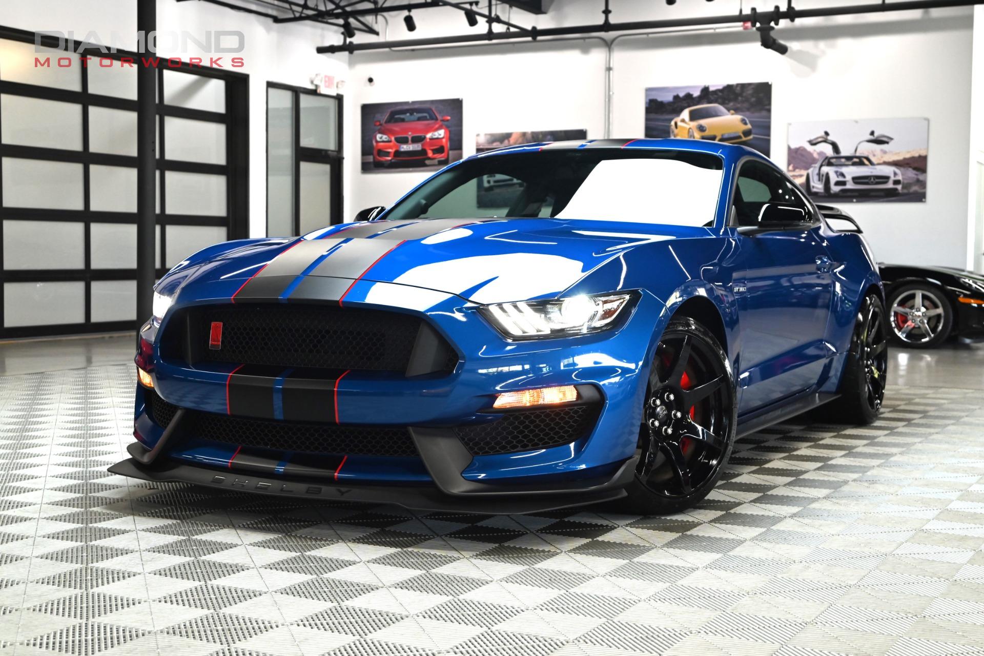 Used-2017-Ford-Mustang-Shelby-GT350R