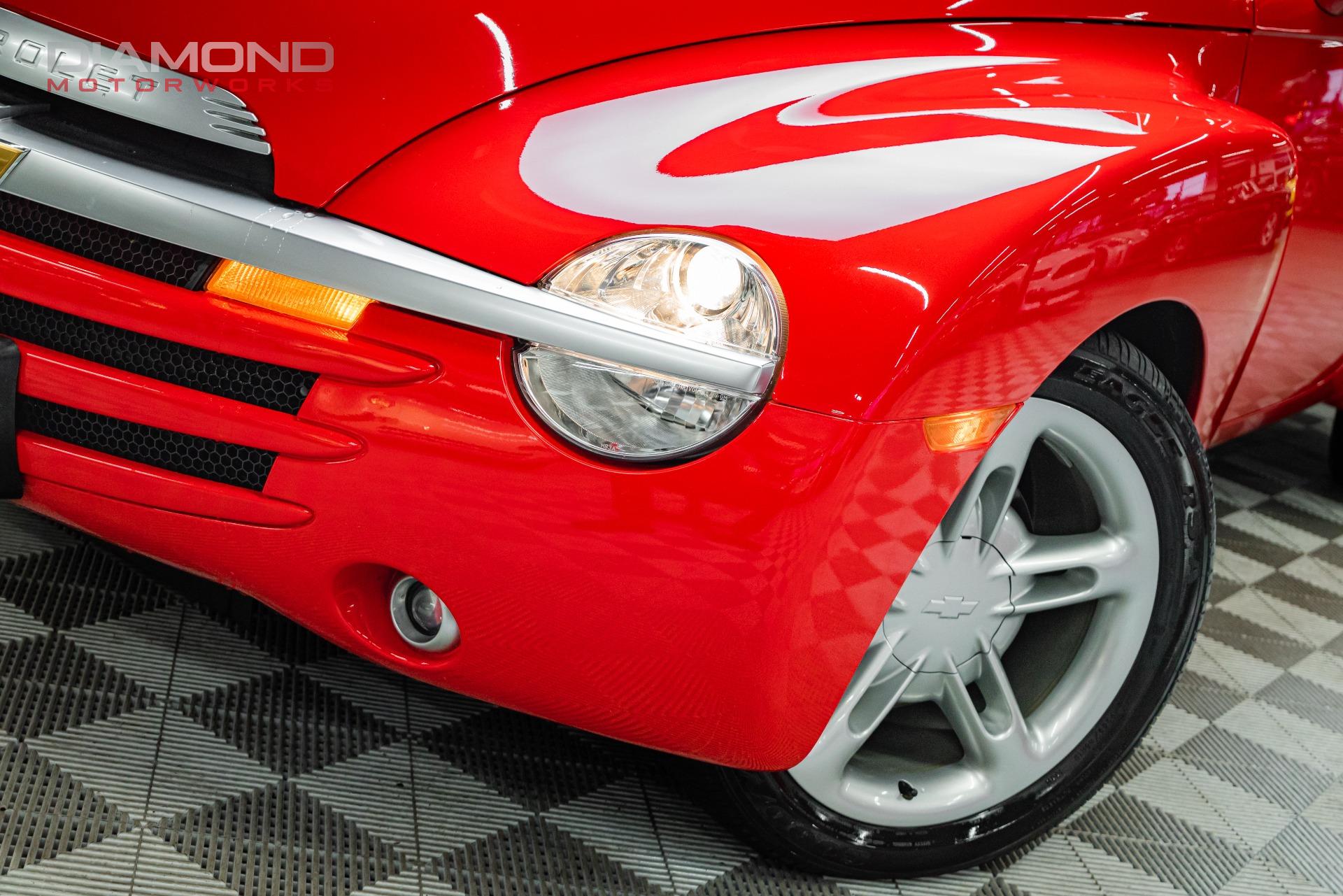 Used-2005-Chevrolet-SSR-LS
