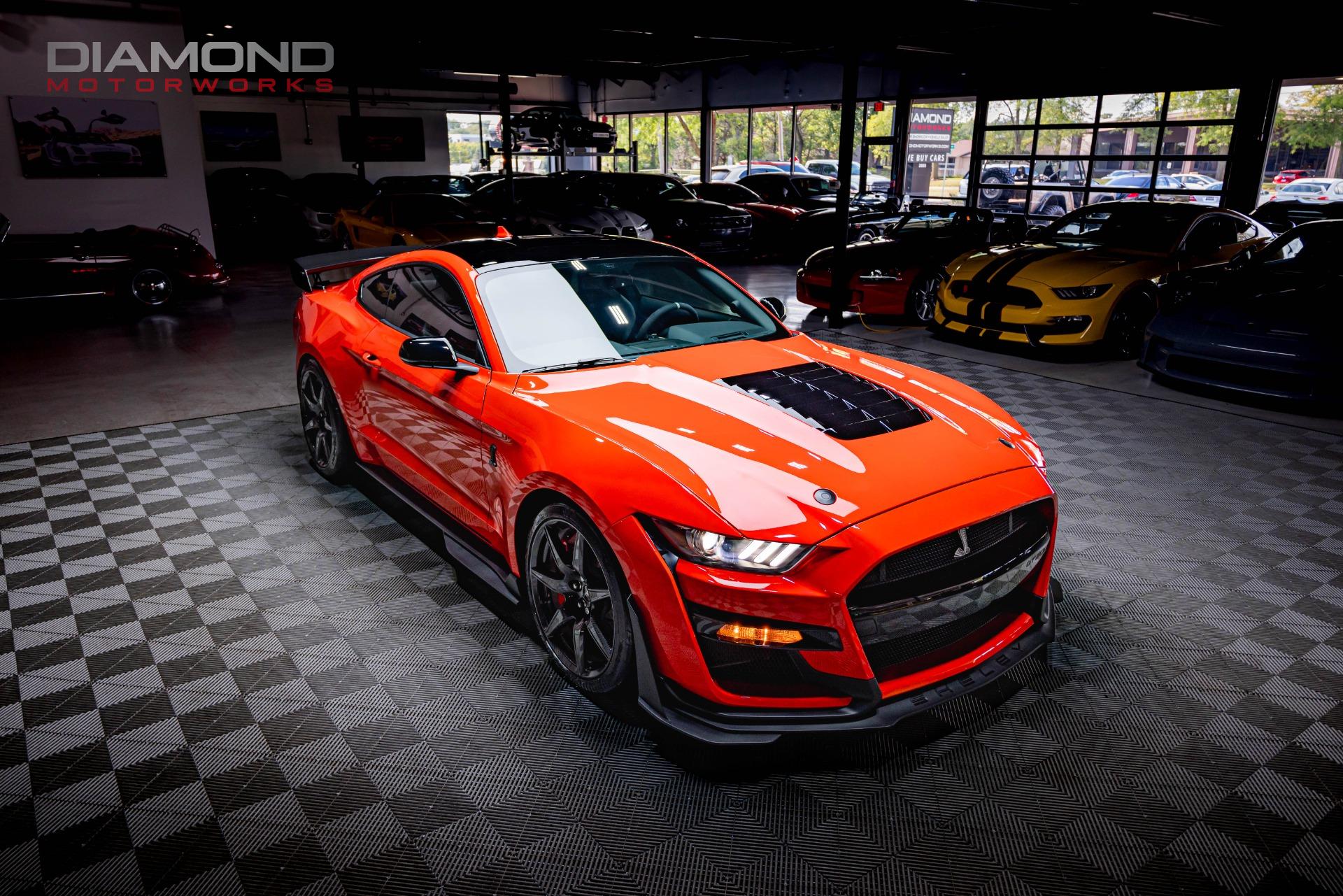 Used-2022-Ford-Mustang-Shelby-GT500-CFTP