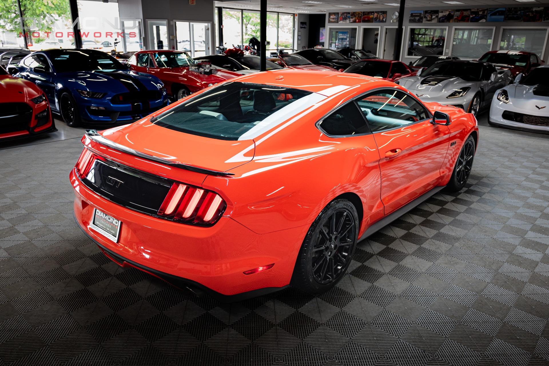 Used-2016-Ford-Mustang-GT-Premium