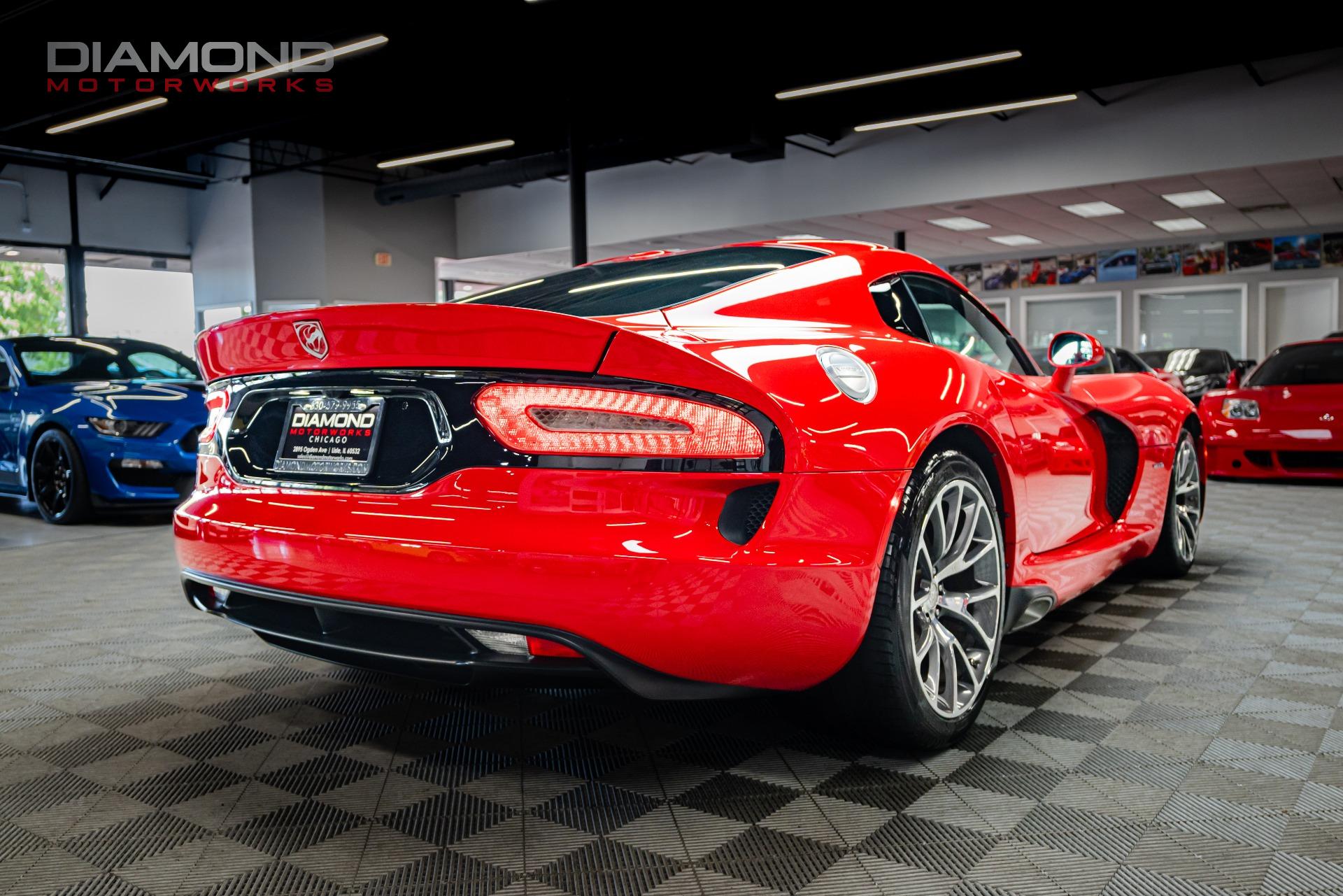 Used-2014-Dodge-SRT-Viper-GTS