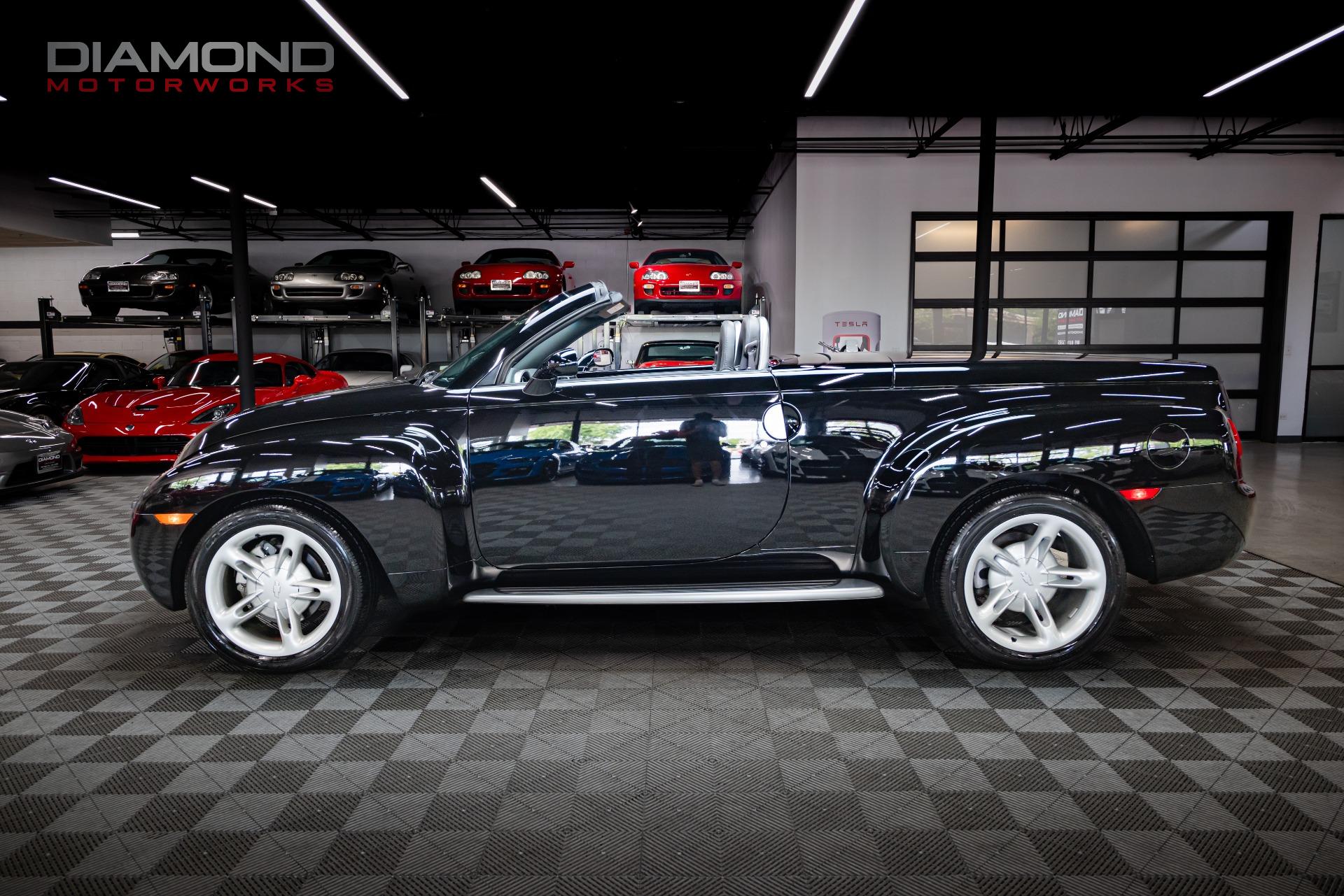 Used-2005-Chevrolet-SSR-LS