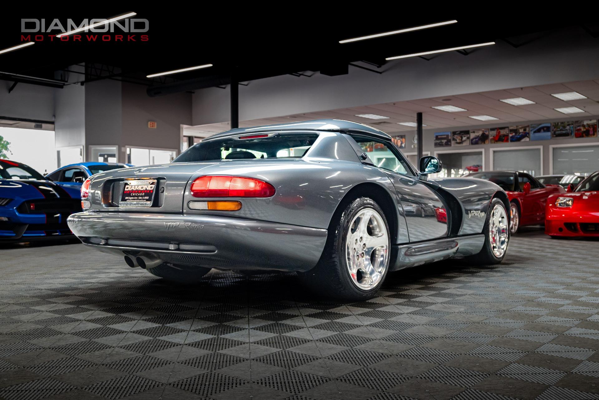 Used-2002-Dodge-Viper-RT/10
