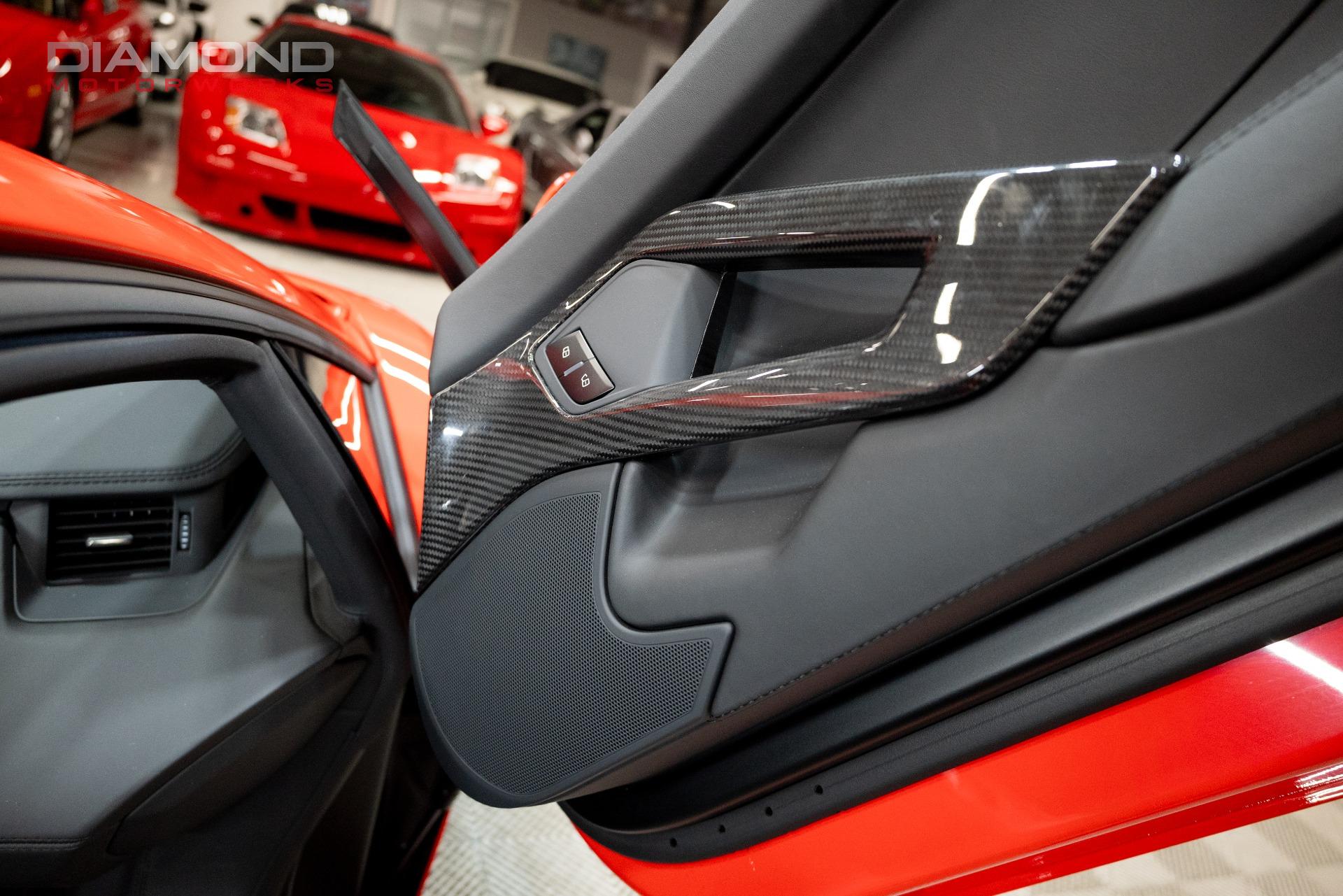 2017 LAMBORGHINI AVENTADOR - Image 105