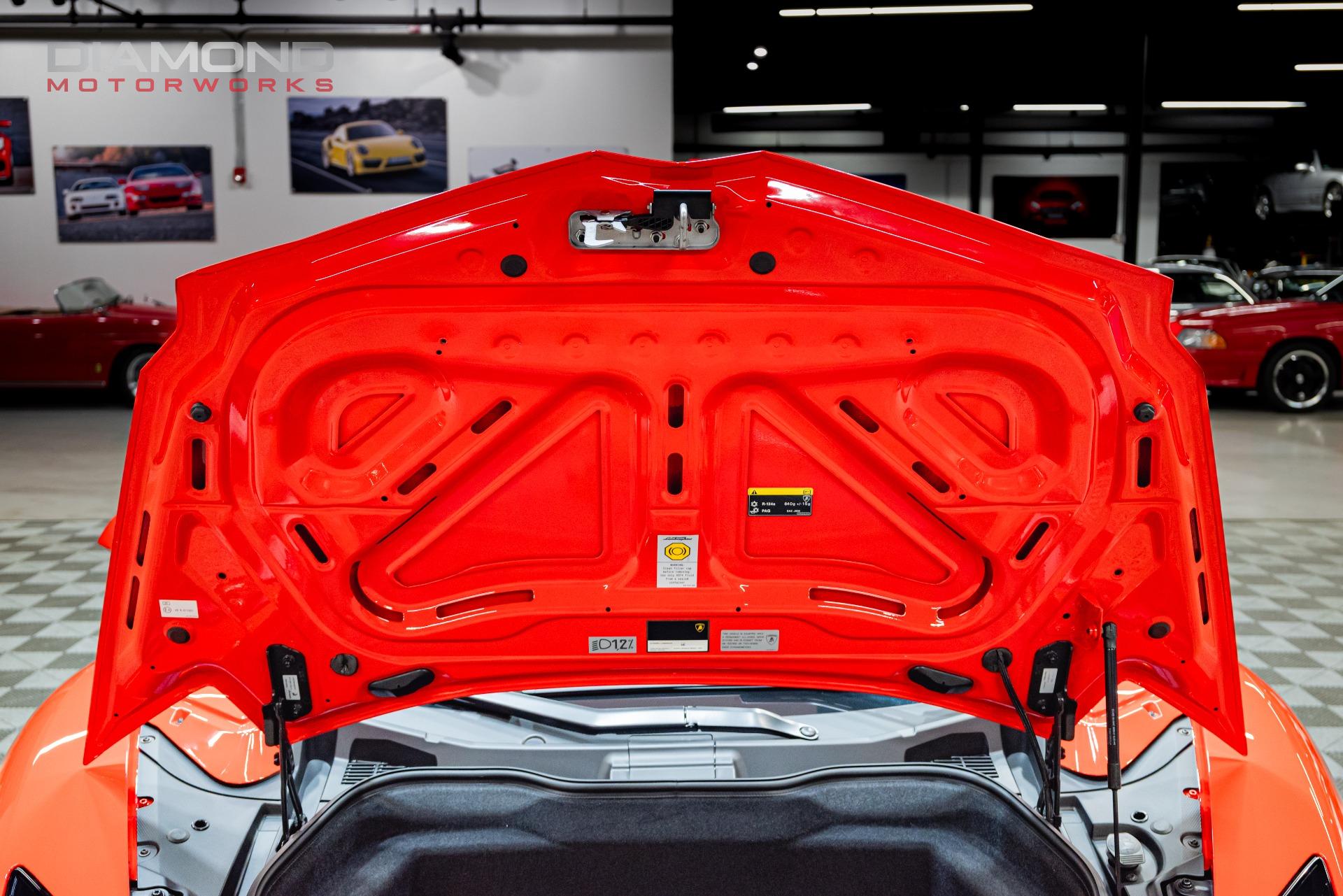 2017 LAMBORGHINI AVENTADOR - Image 118