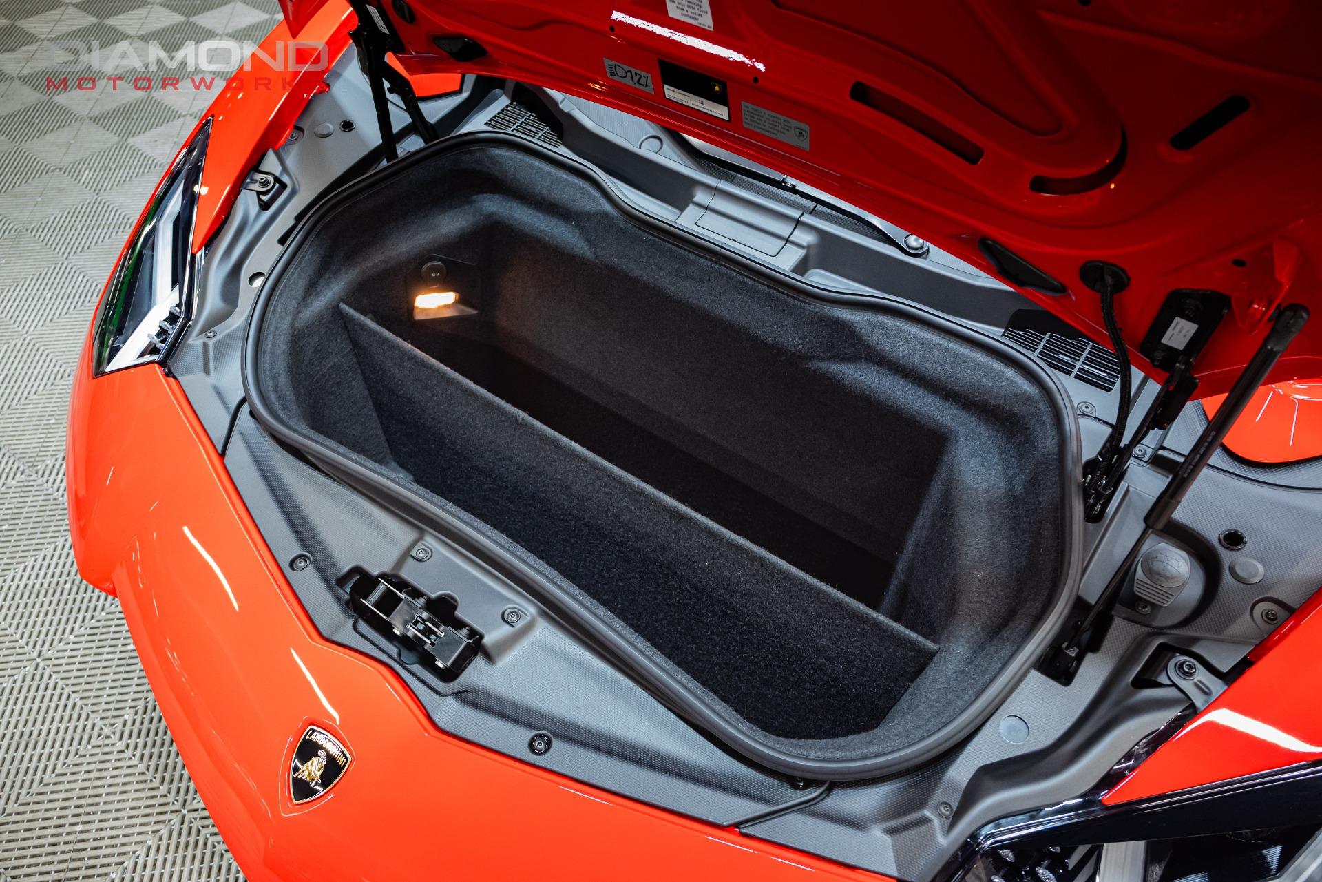 2017 LAMBORGHINI AVENTADOR - Image 121