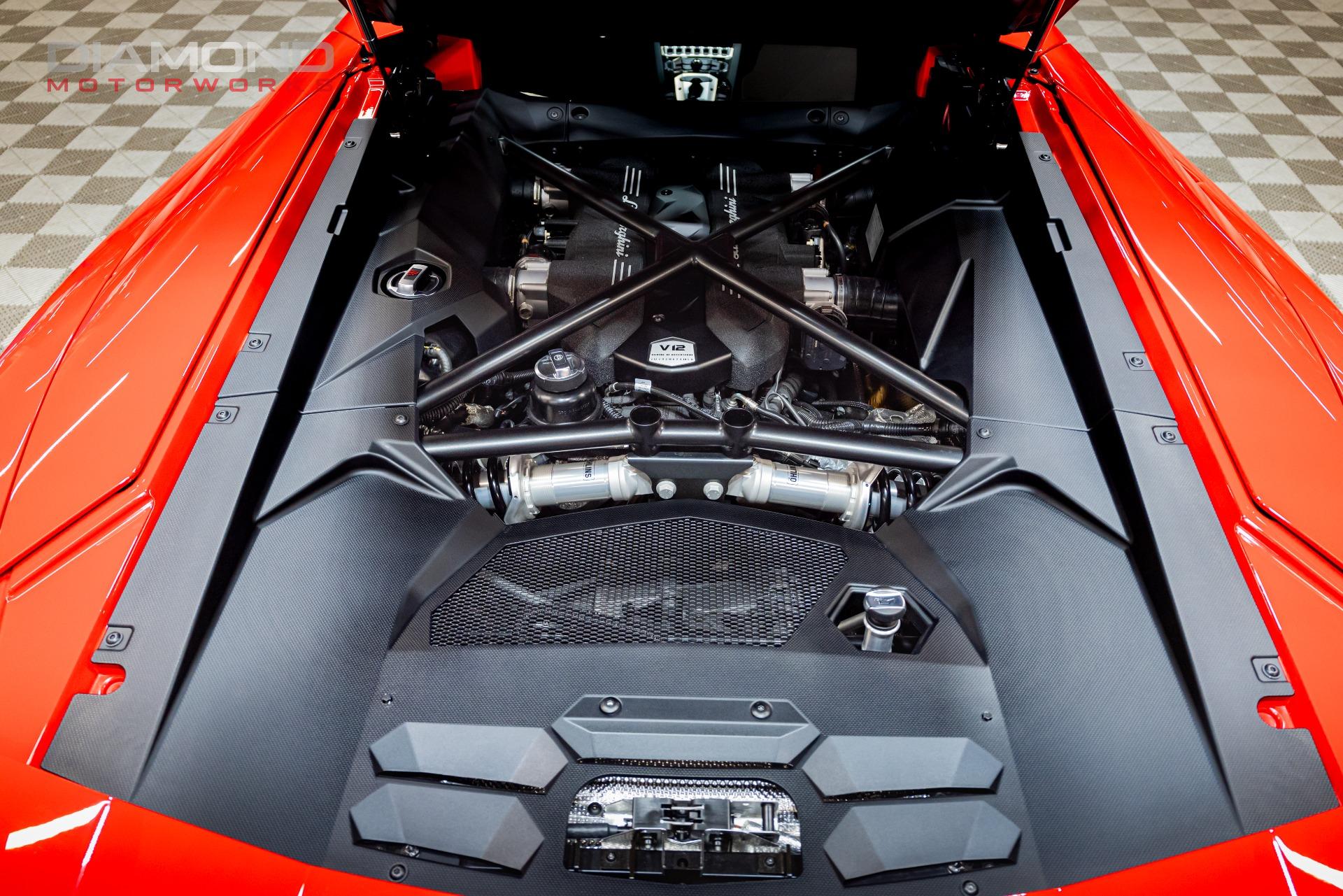 2017 LAMBORGHINI AVENTADOR - Image 123