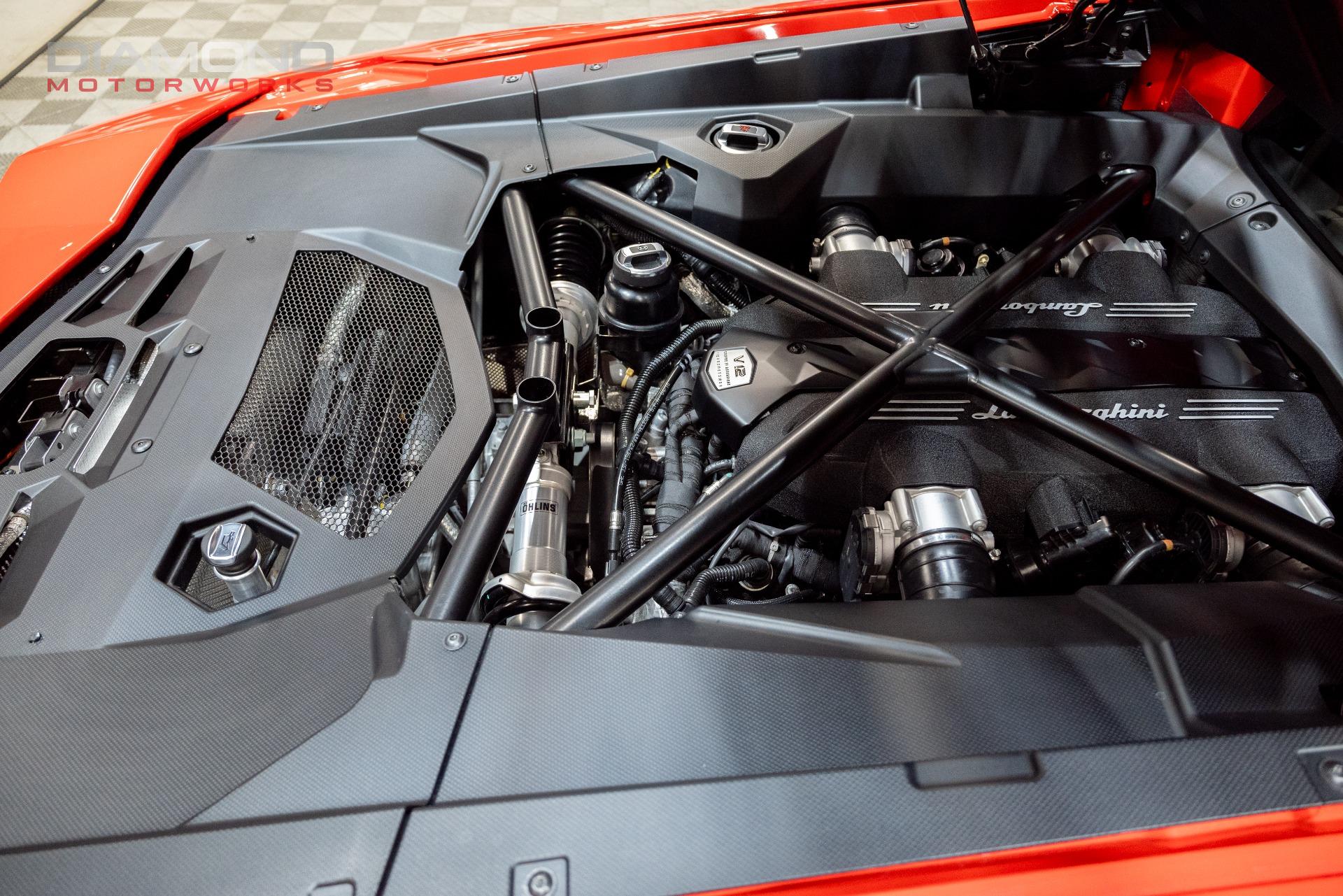 2017 LAMBORGHINI AVENTADOR - Image 129