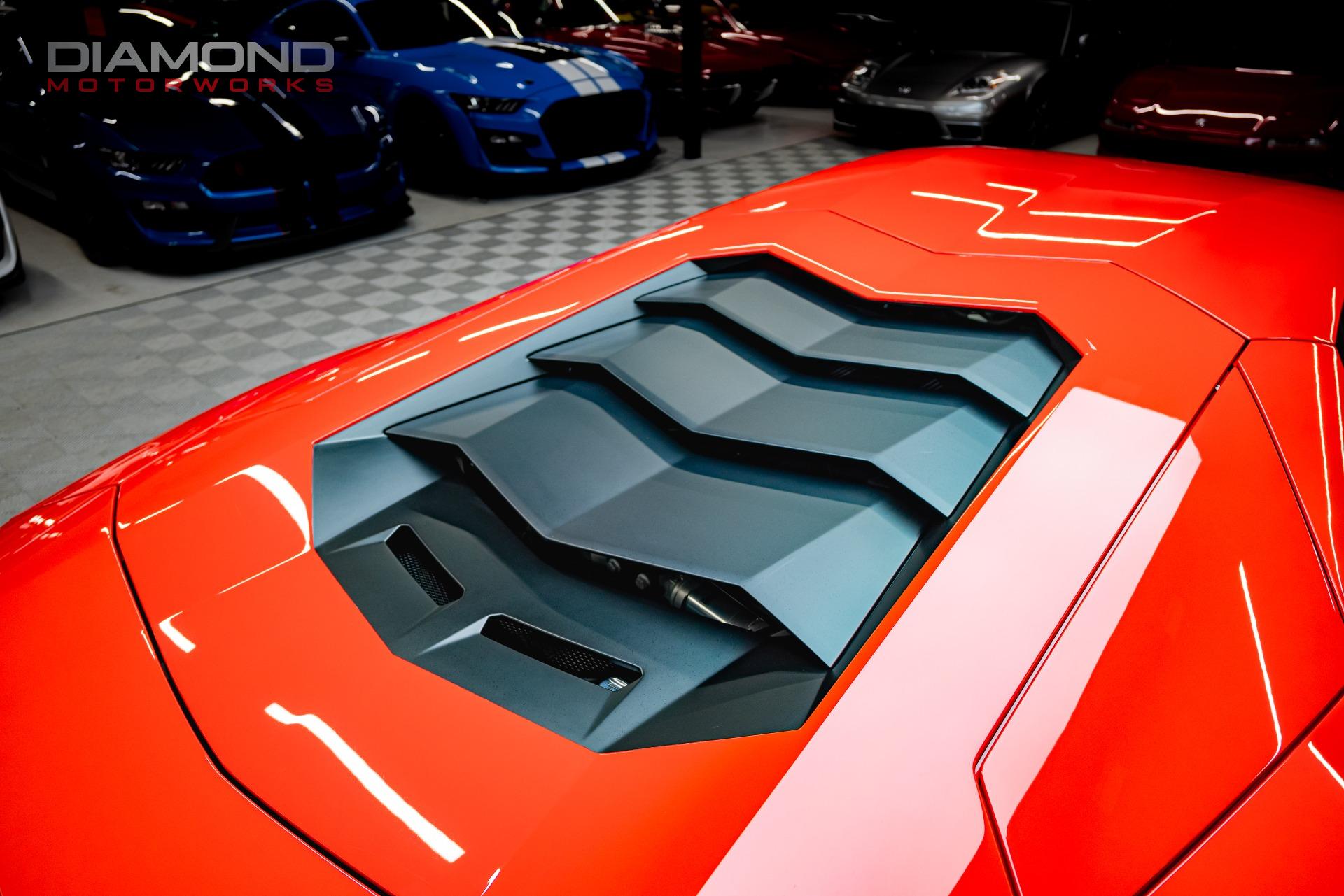 2017 LAMBORGHINI AVENTADOR - Image 37