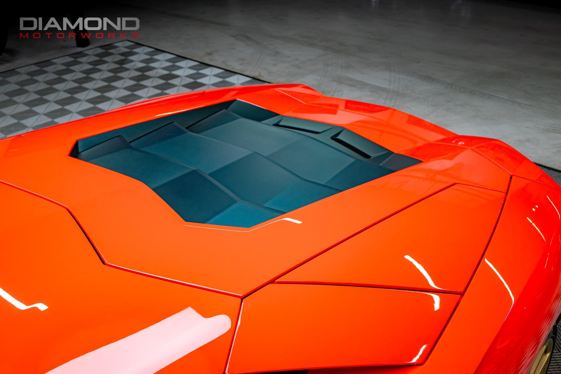 2017 LAMBORGHINI AVENTADOR - Image 71