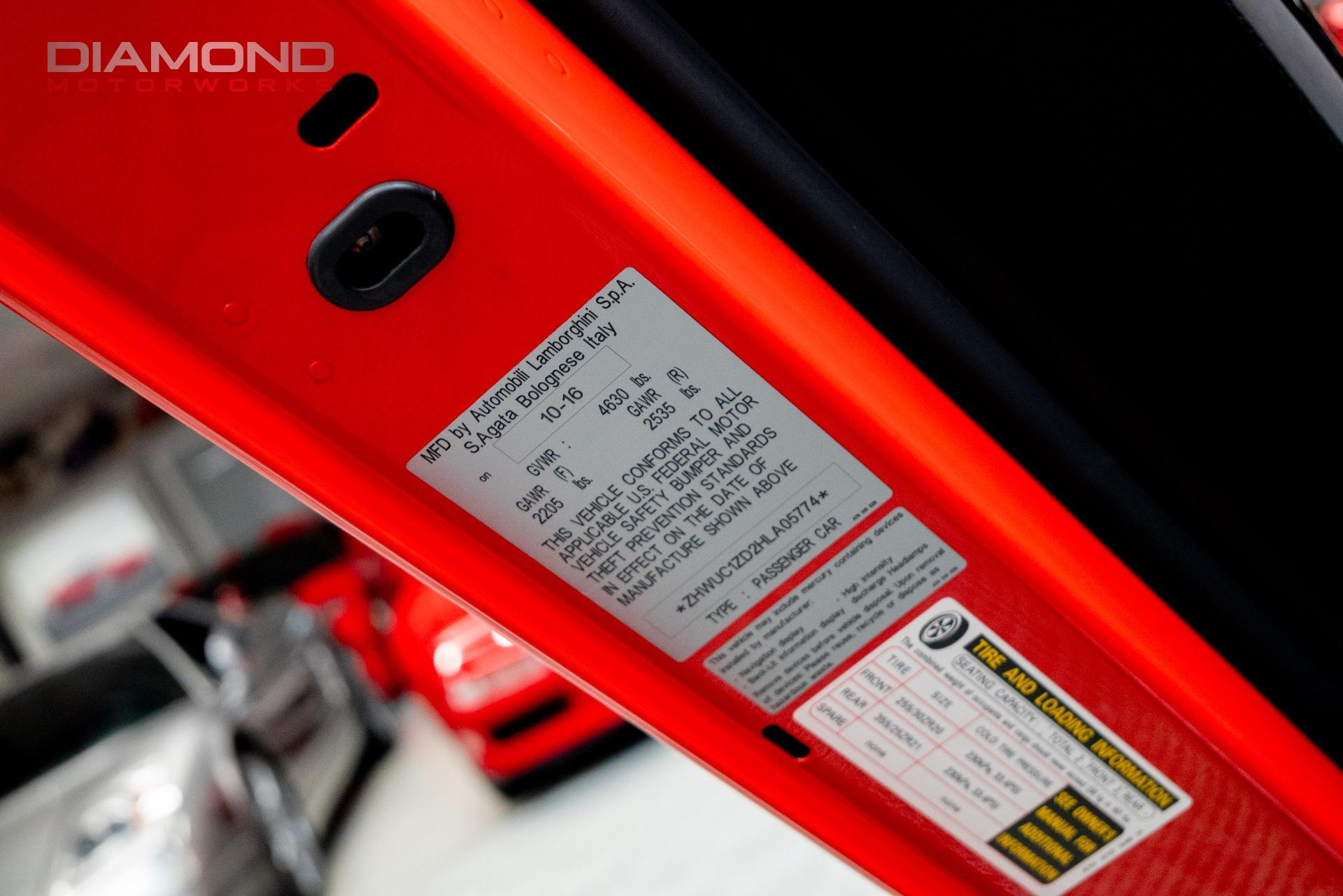 2017 LAMBORGHINI AVENTADOR - Image 72