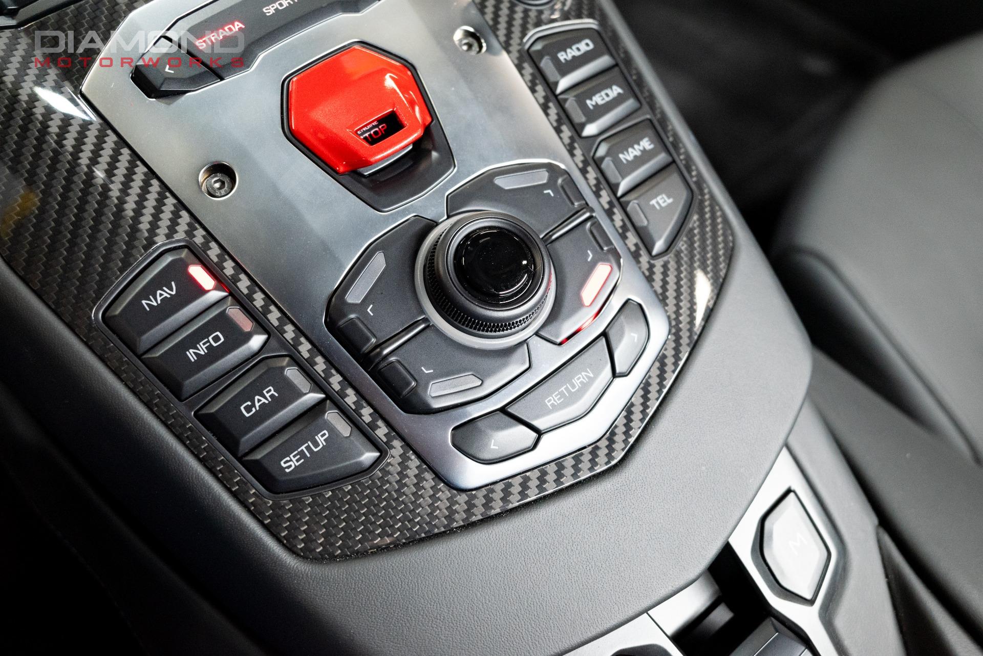 2017 LAMBORGHINI AVENTADOR - Image 85