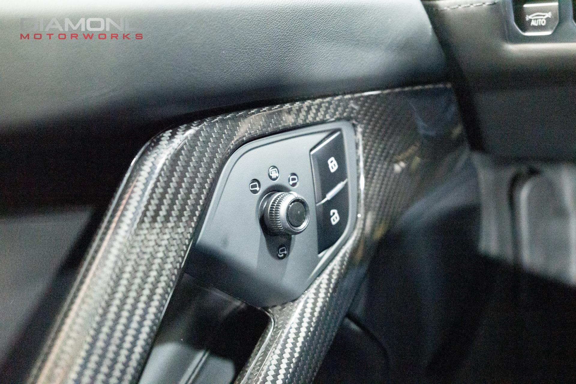 2017 LAMBORGHINI AVENTADOR - Image 90