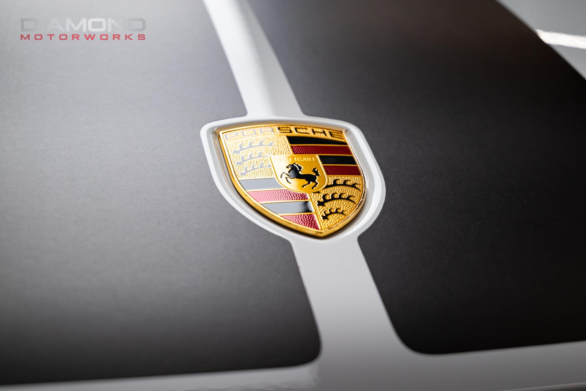 Used-2022-Porsche-911-Turbo