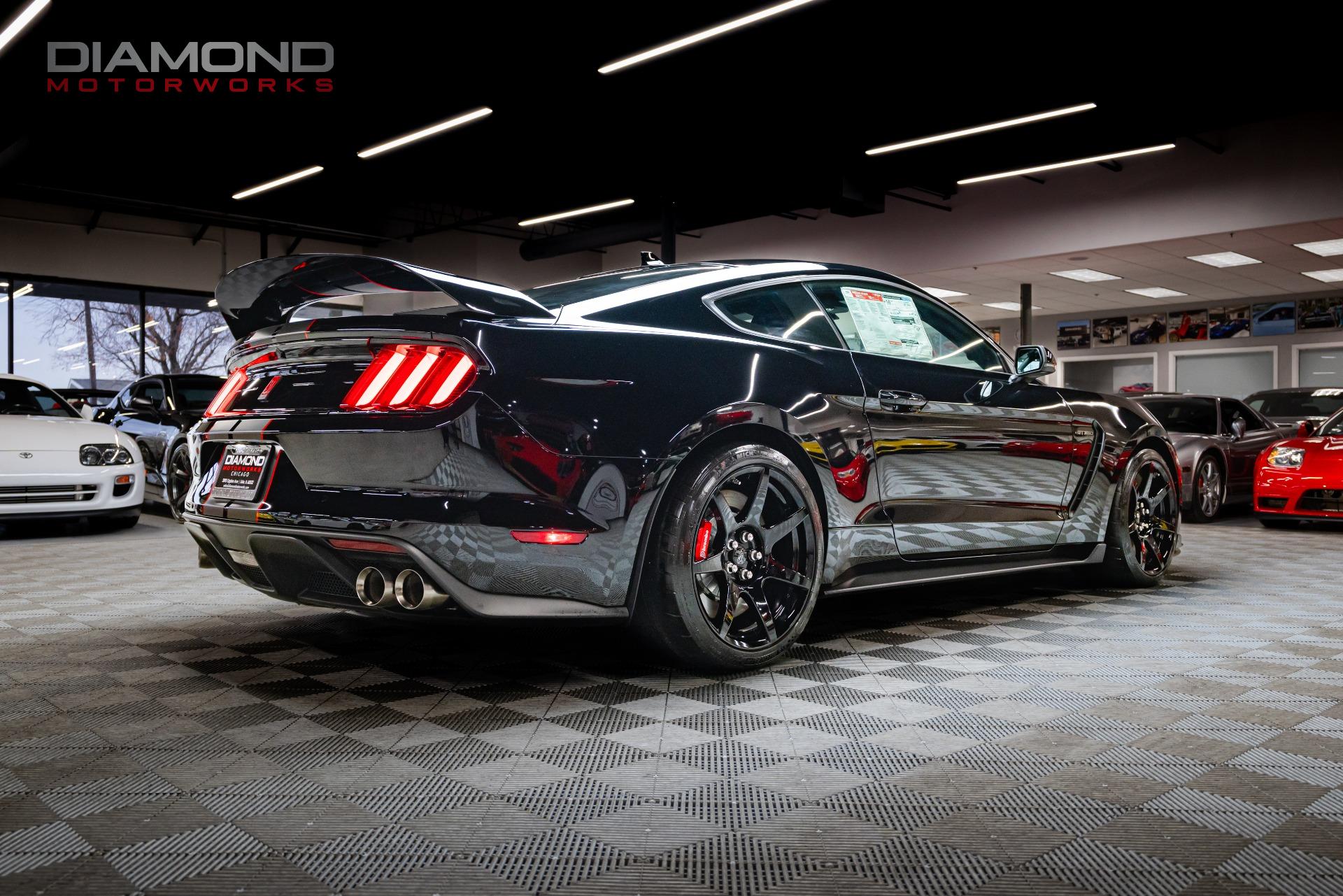 Used-2020-Ford-Mustang-Shelby-GT350R