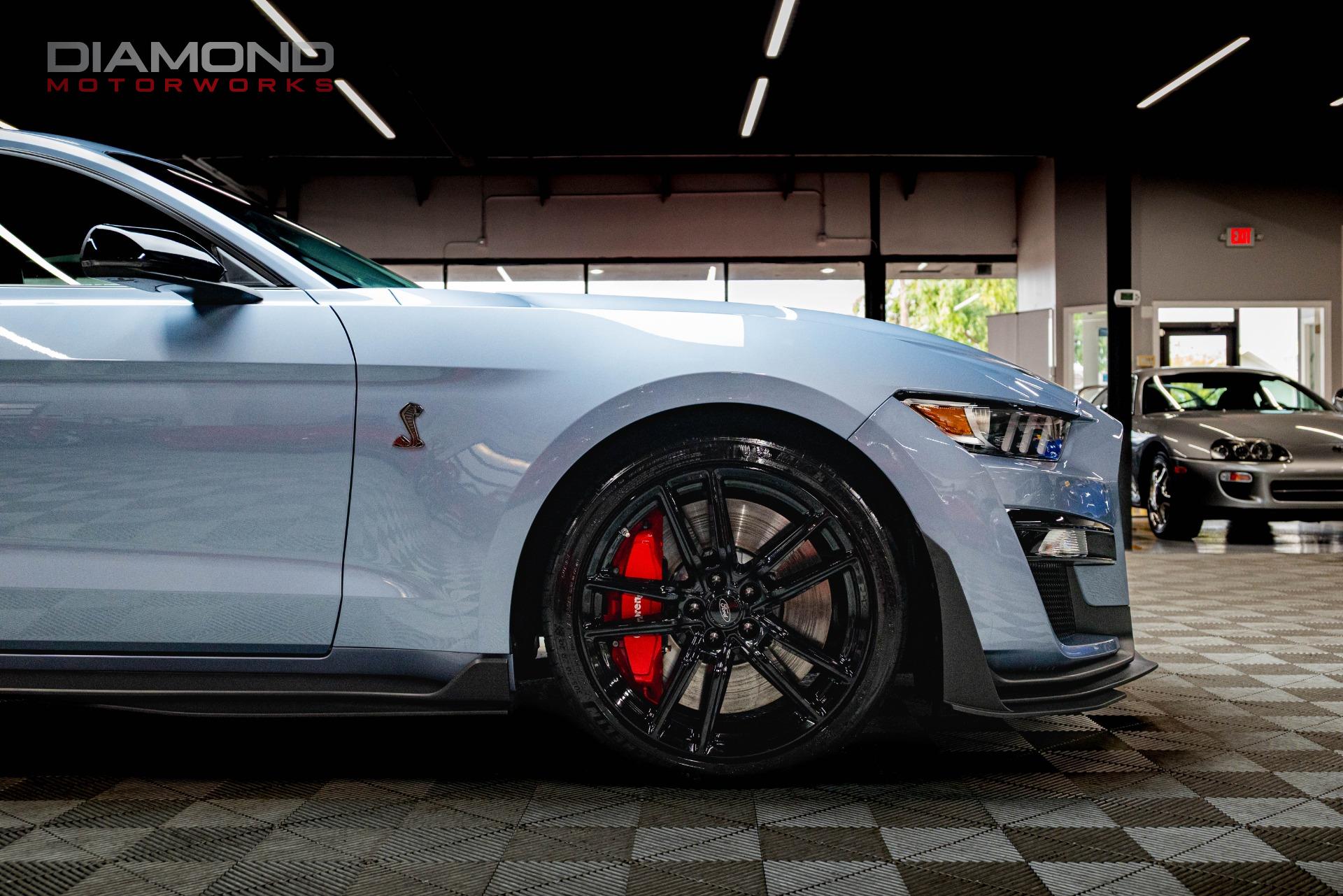 2022 FORD MUSTANG - Image 30