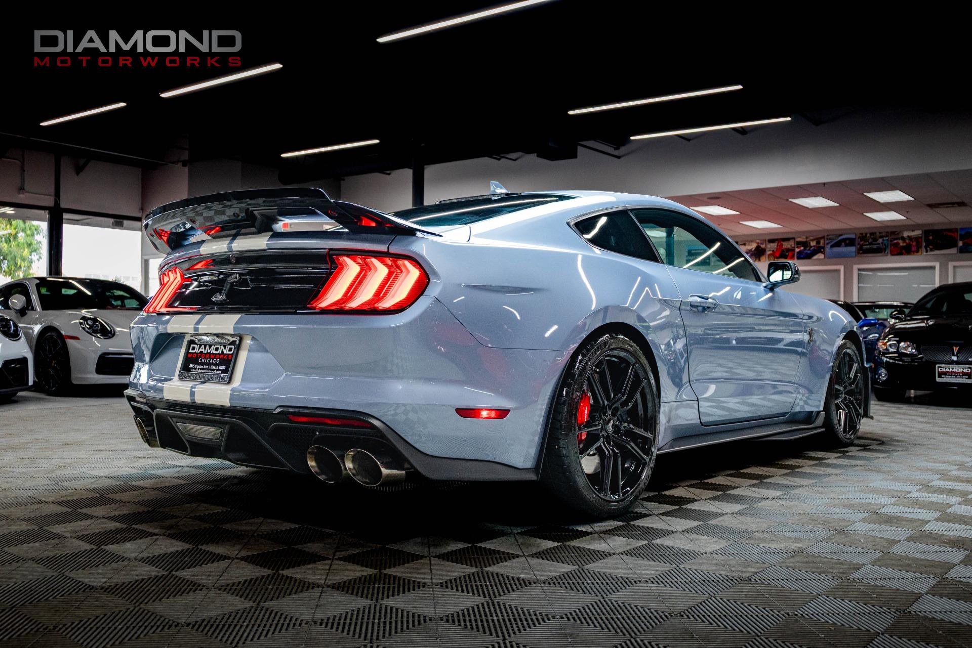 2022 FORD MUSTANG - Image 32