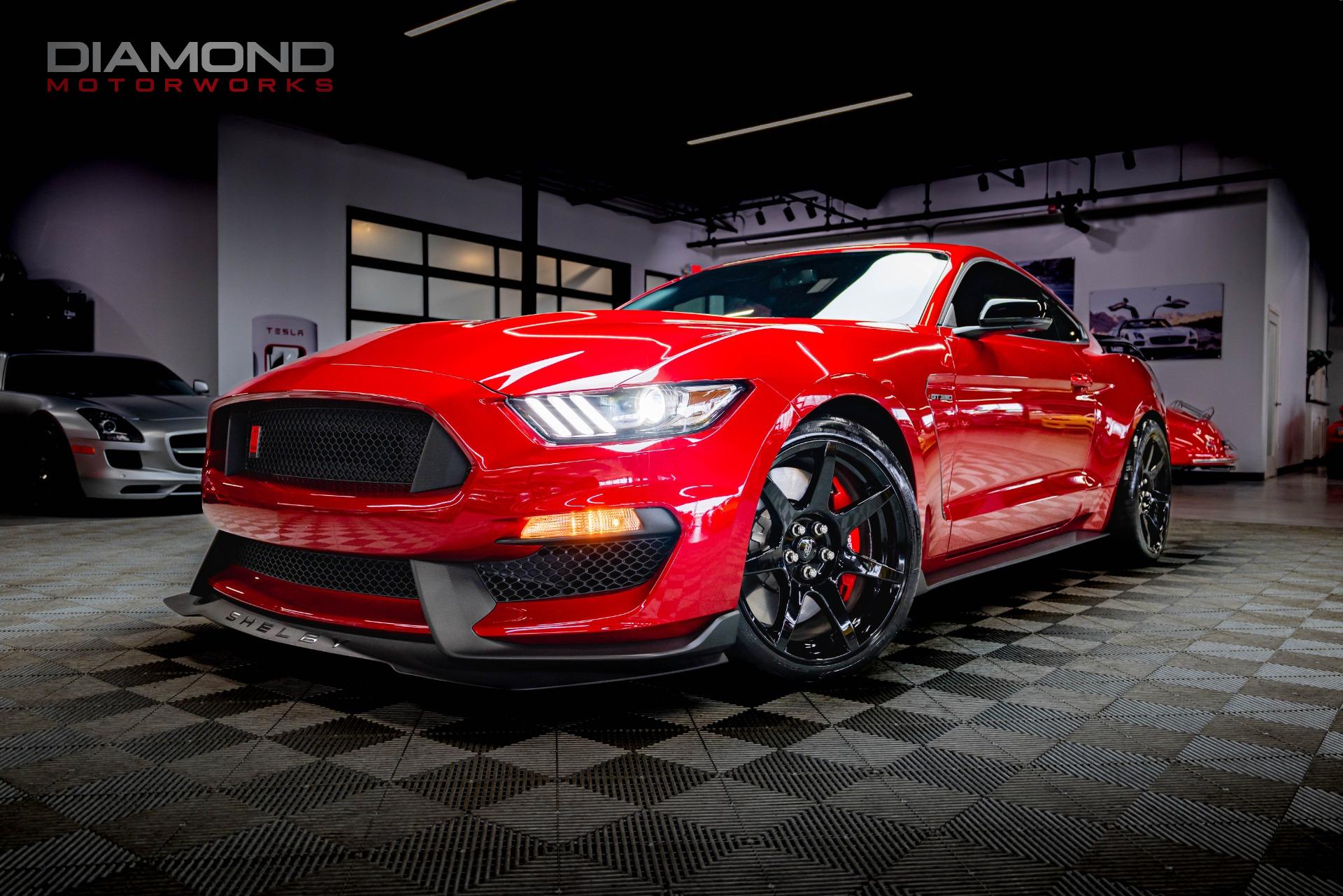 Rear Wheel Impact Area Kit | FORD MUSTANG SHELBY GT350R 2019 Rear Wheel Impact Area Kit | FORD MUSTANG SHELBY GT350R 2019