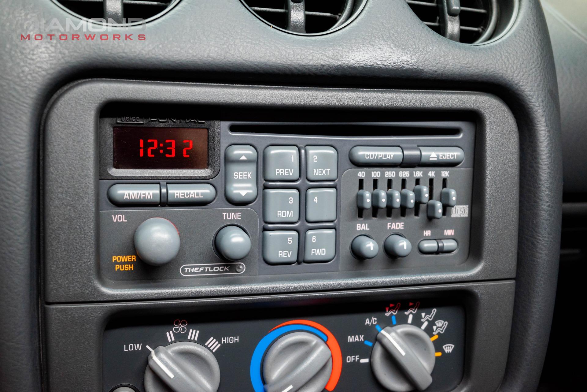 1996 PONTIAC FIREBIRD - Image 87