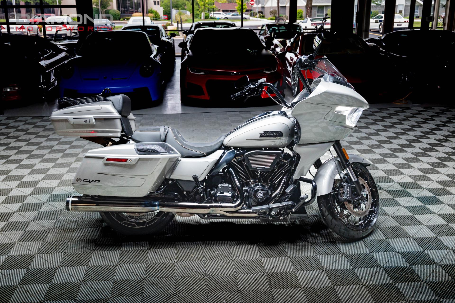 Used-2023-Harley-Davidson-CVO-