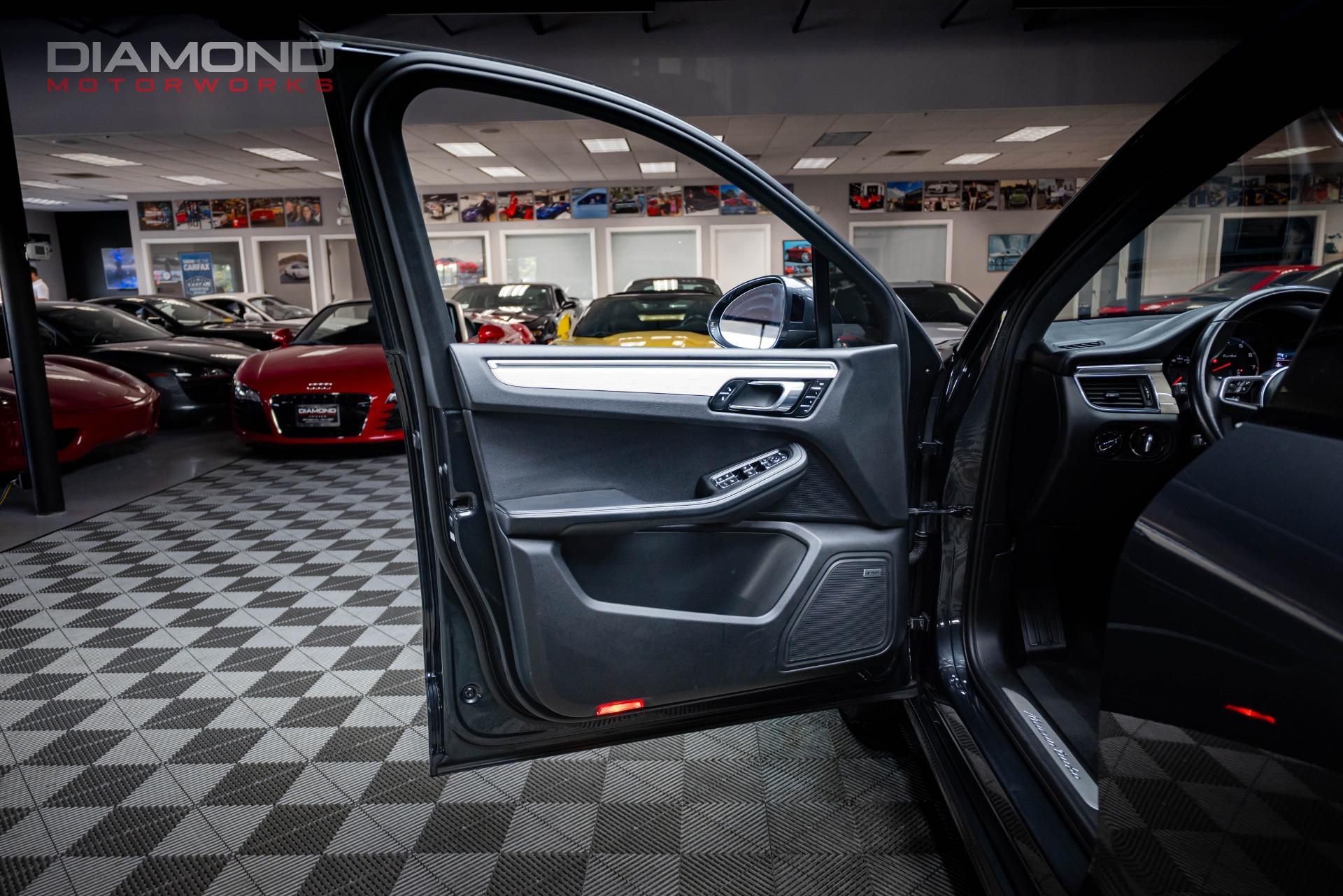 2018 PORSCHE MACAN - Image 16