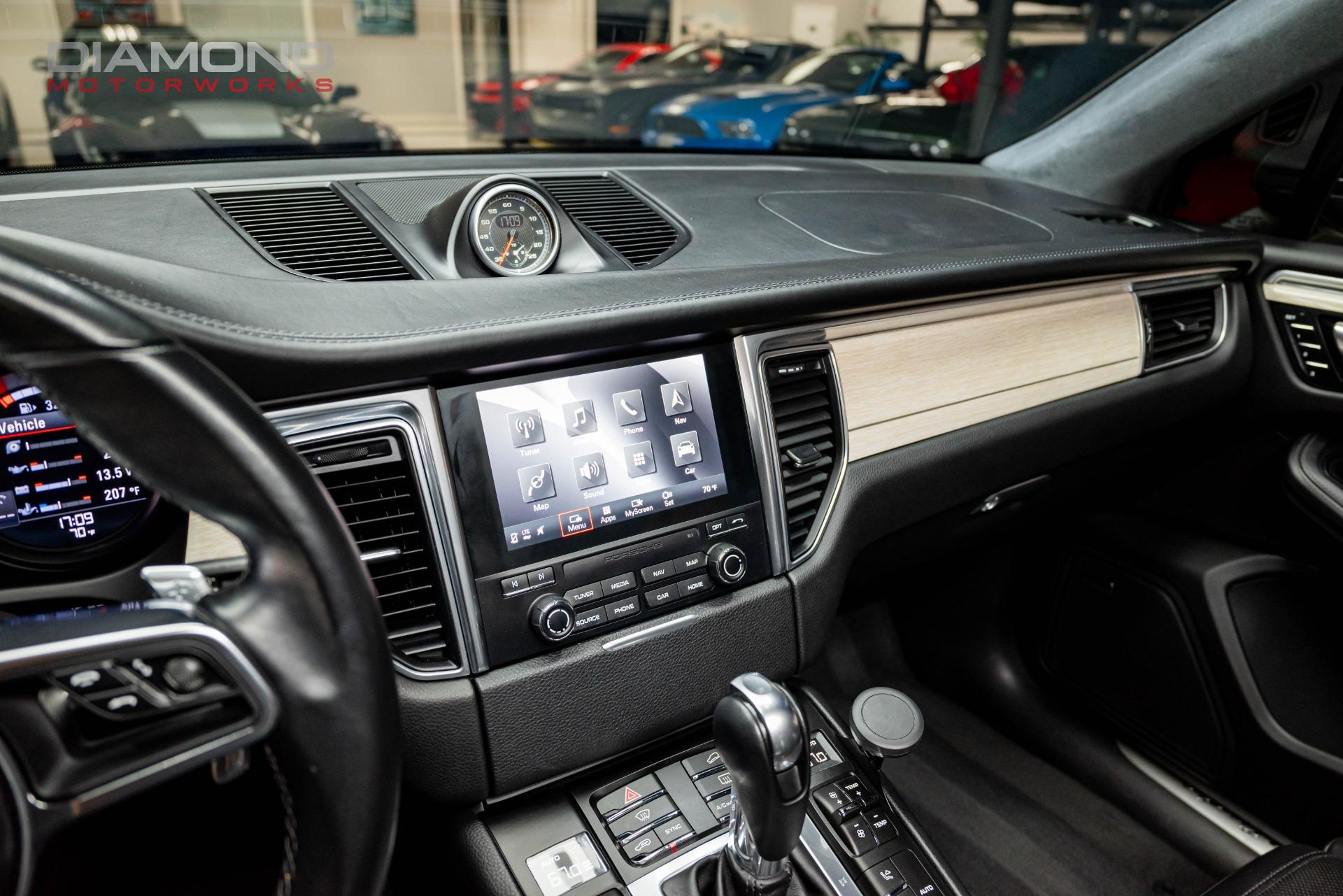 2018 PORSCHE MACAN - Image 19