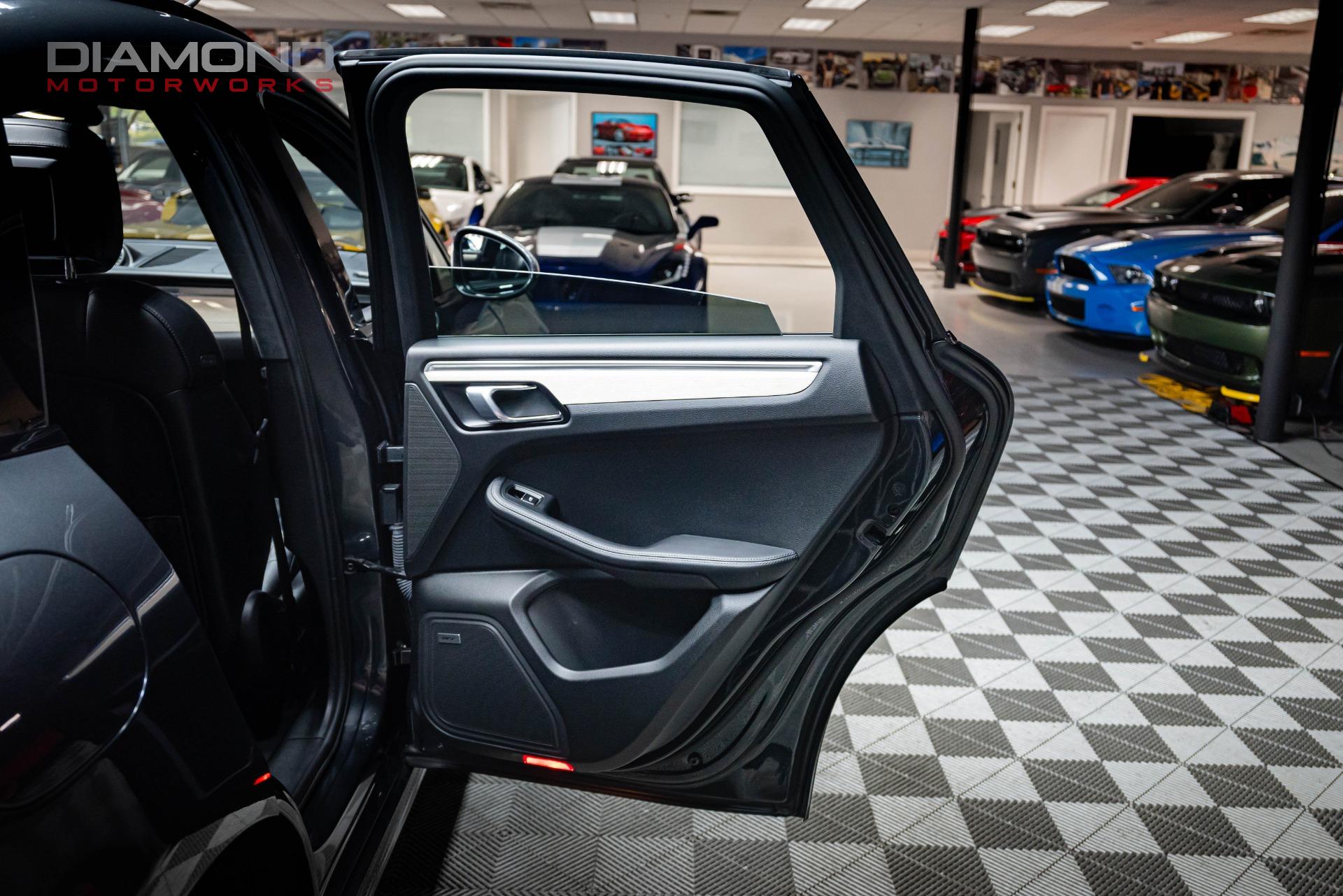 2018 PORSCHE MACAN - Image 100