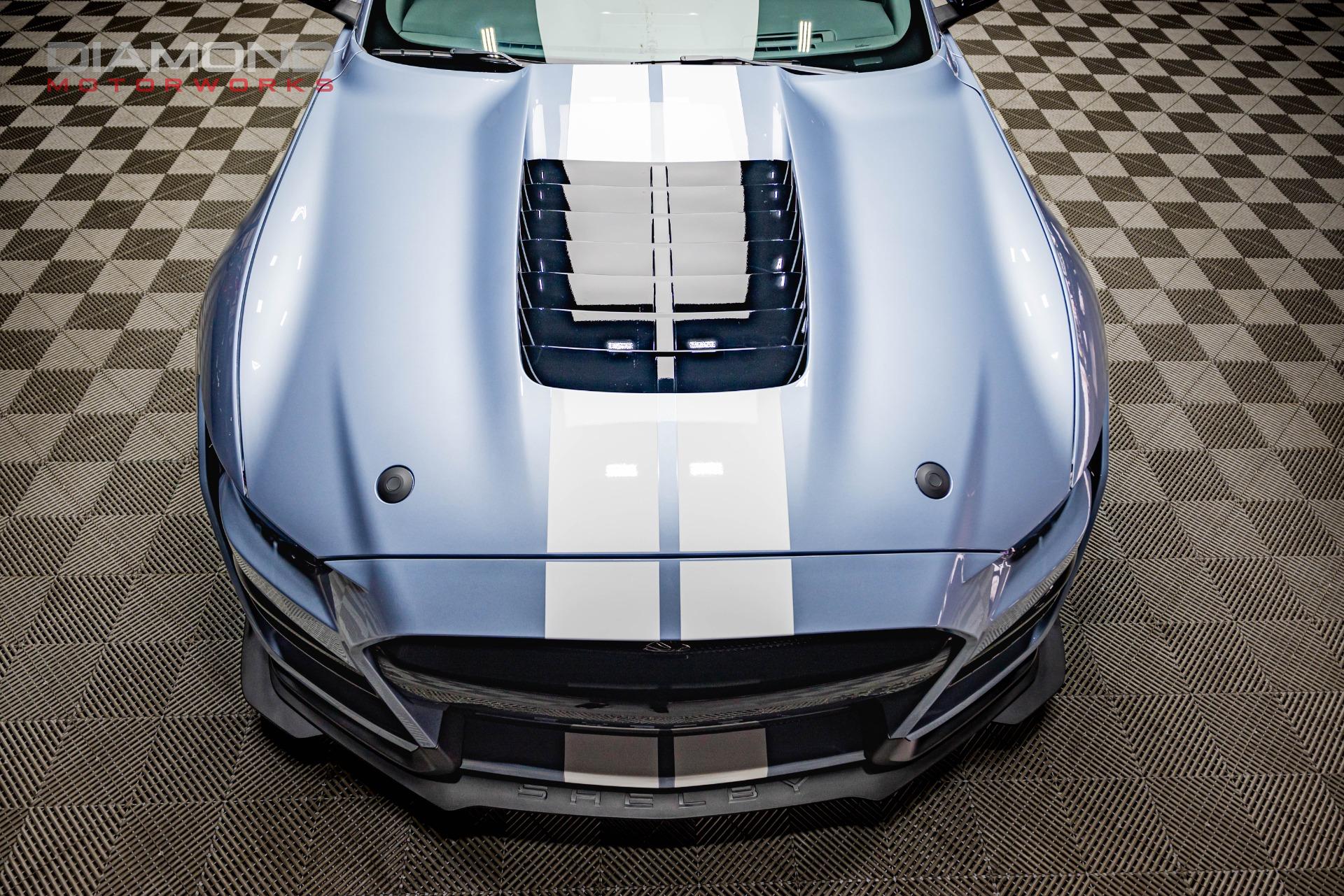 Standard Hood Fender & Mirror Kit | FORD MUSTANG SHELBY GT350R 2016 Standard Hood Fender & Mirror Kit | FORD MUSTANG SHELBY GT350R 2016