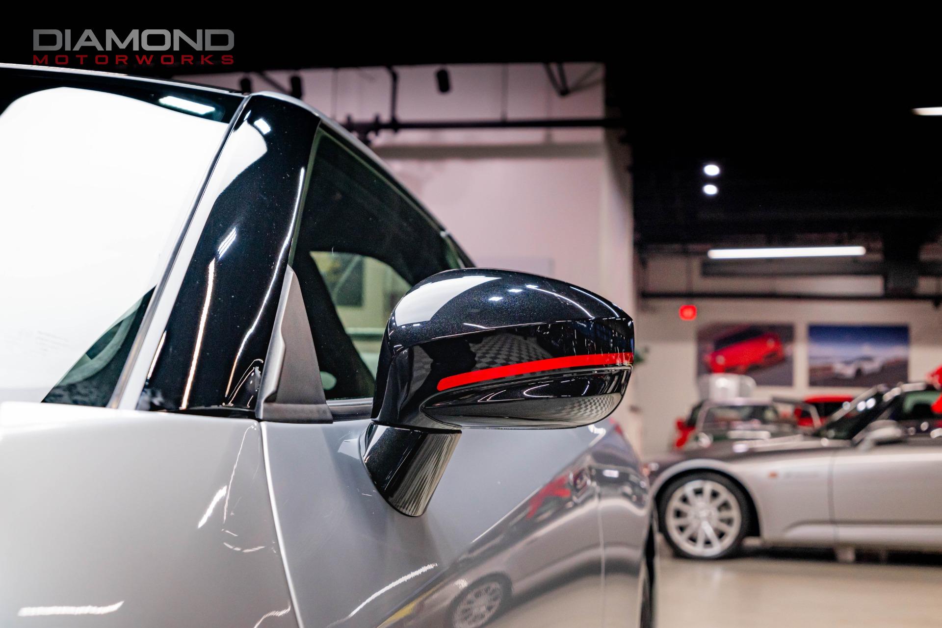 Standard Hood Fender & Mirror Kit | NISSAN GT-R 2023 NISMO Standard Hood Fender & Mirror Kit | NISSAN GT-R 2023 NISMO