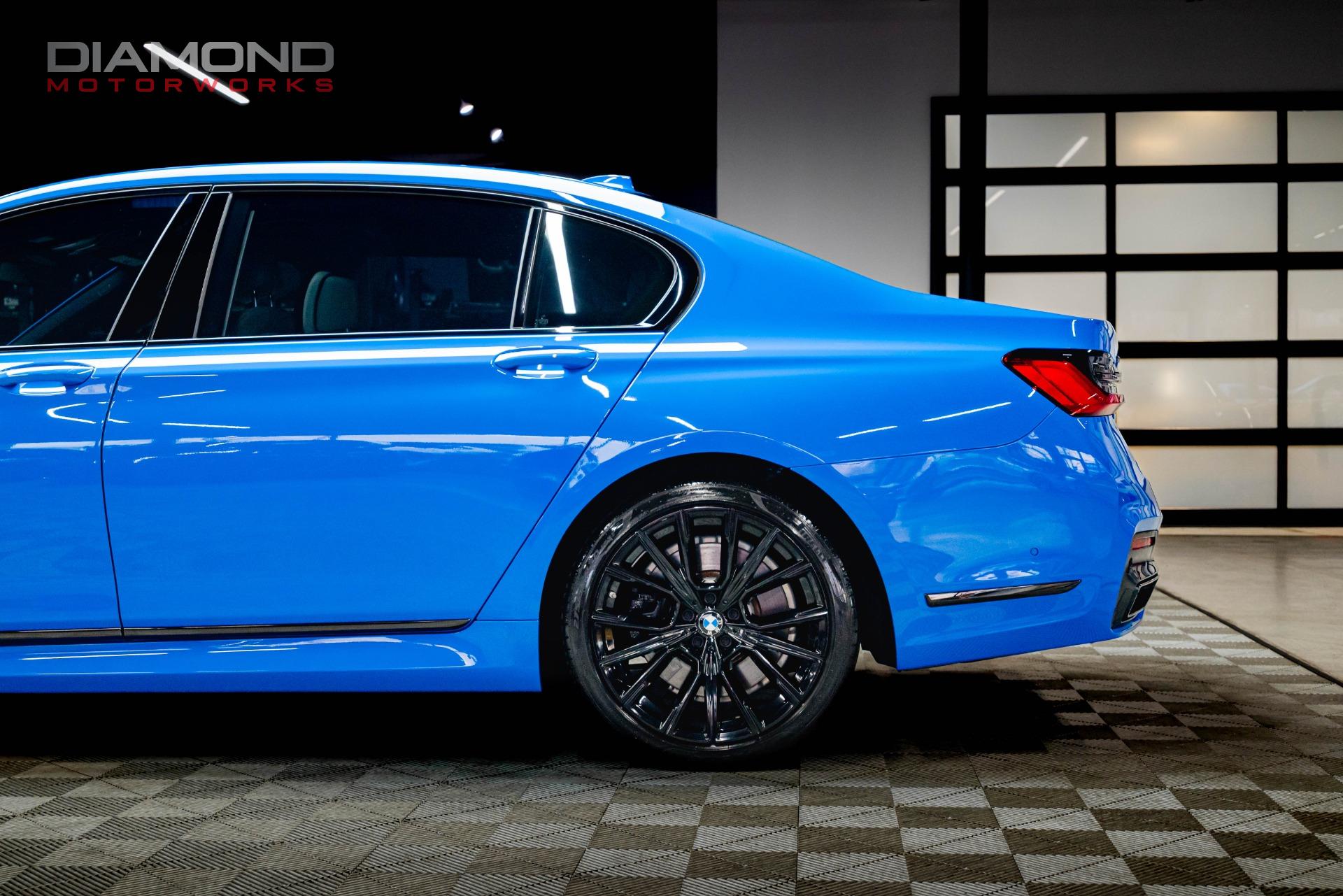 2021 BMW 750I - Image 13