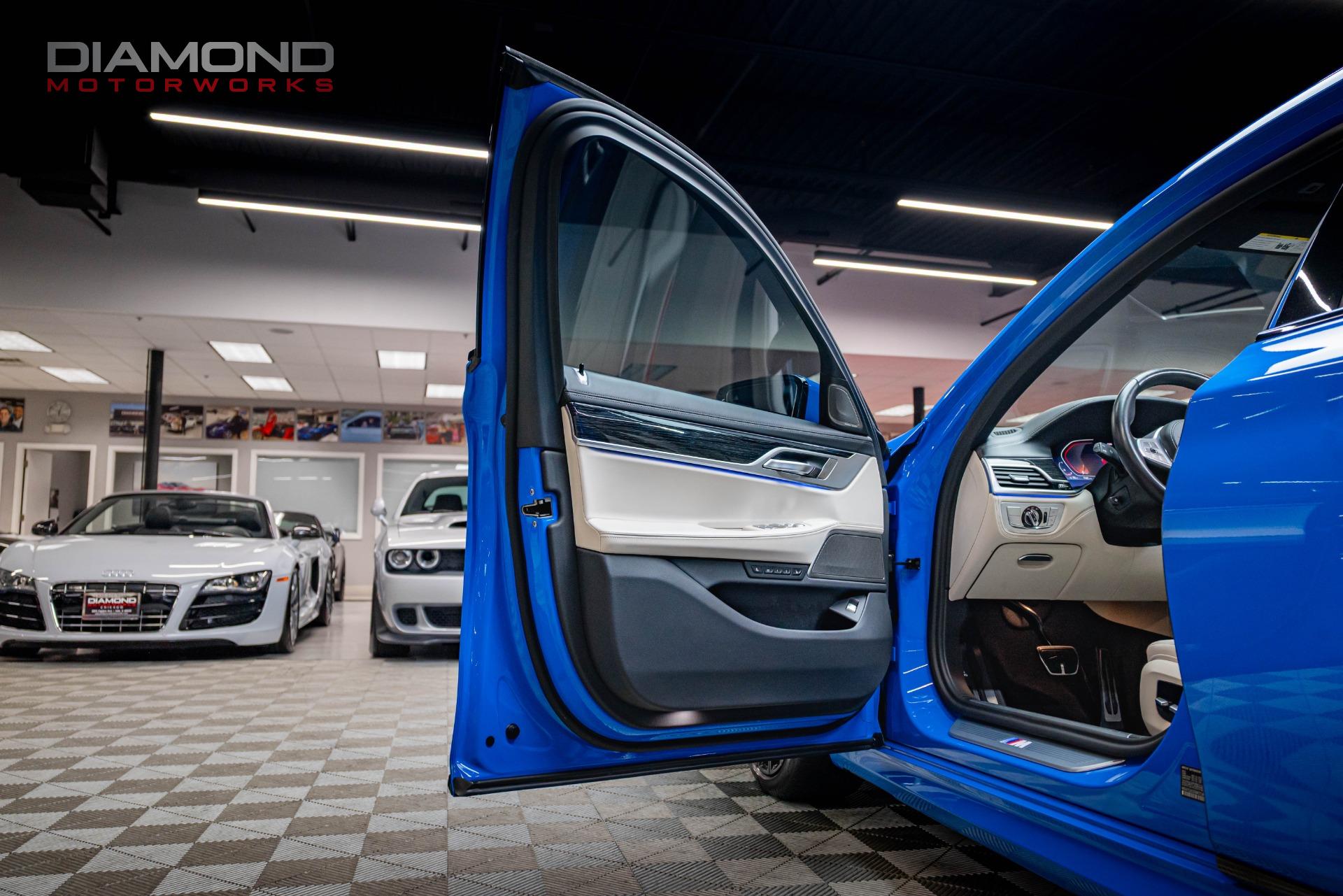 2021 BMW 750I - Image 14