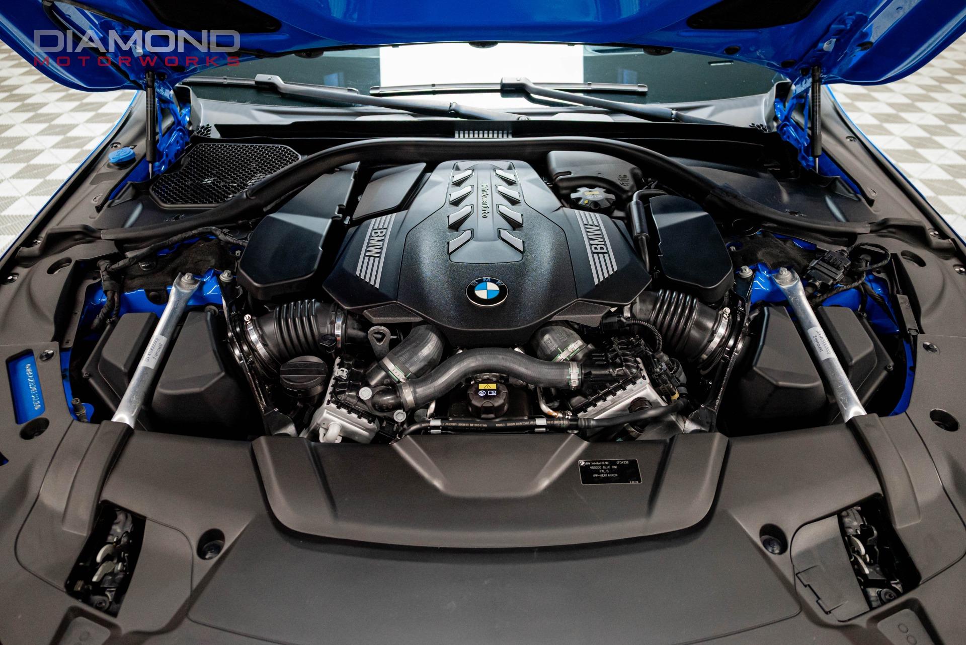 2021 BMW 750I - Image 21