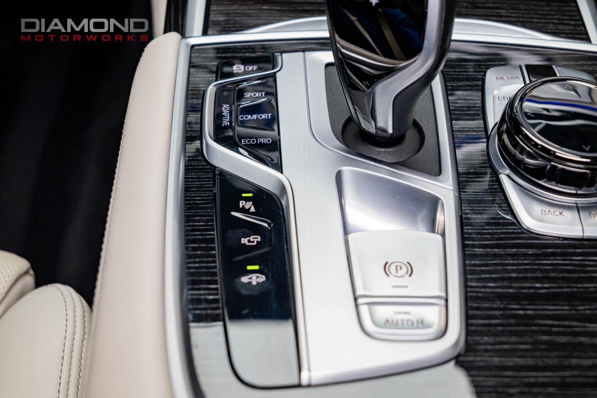 2021 BMW 750I - Image 76