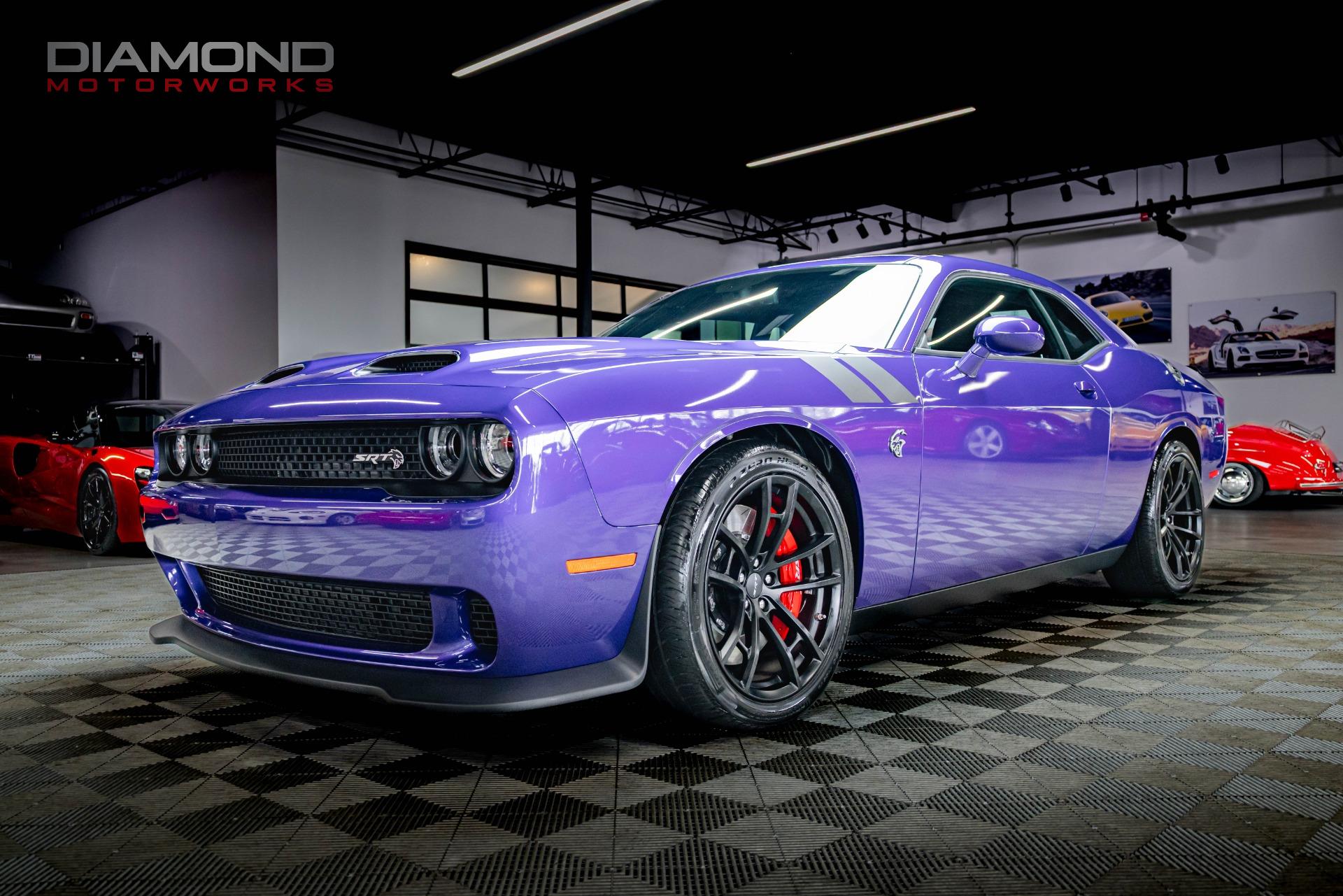 Used-2023-Dodge-Challenger-SRT