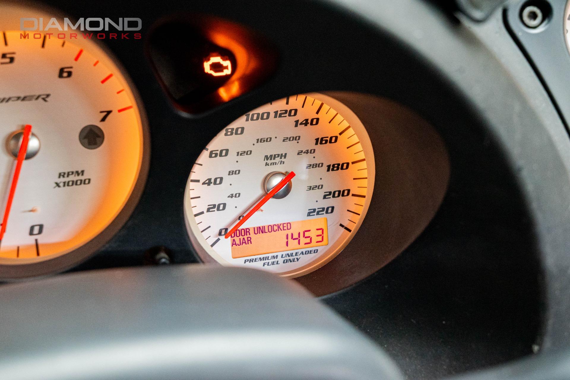 2006 DODGE VIPER - Image 20